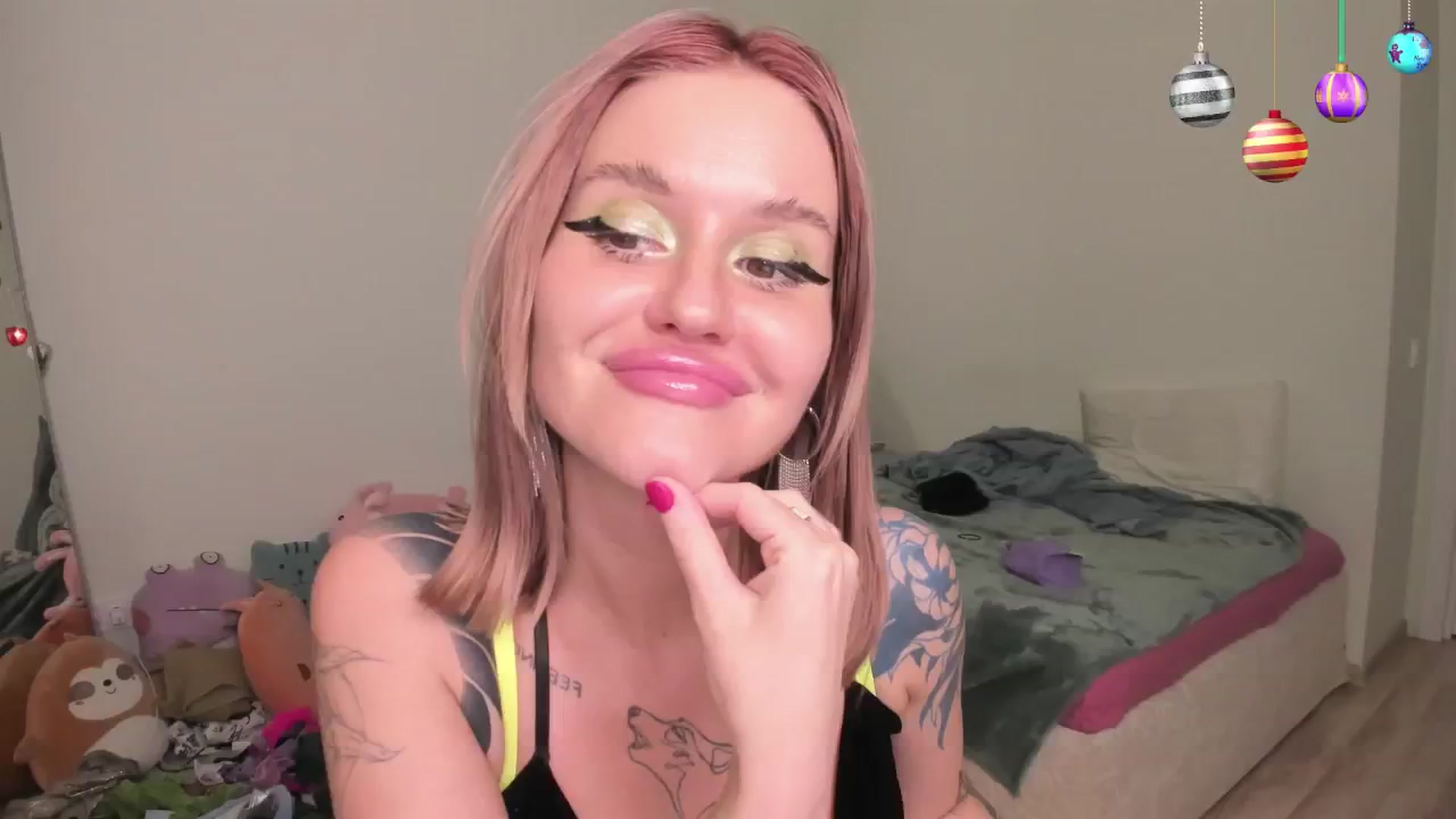 Gallery image thumbnail from MS_BLAZY's myfreecams stream on, 01/05/2025, 14:54 image 20 of 20