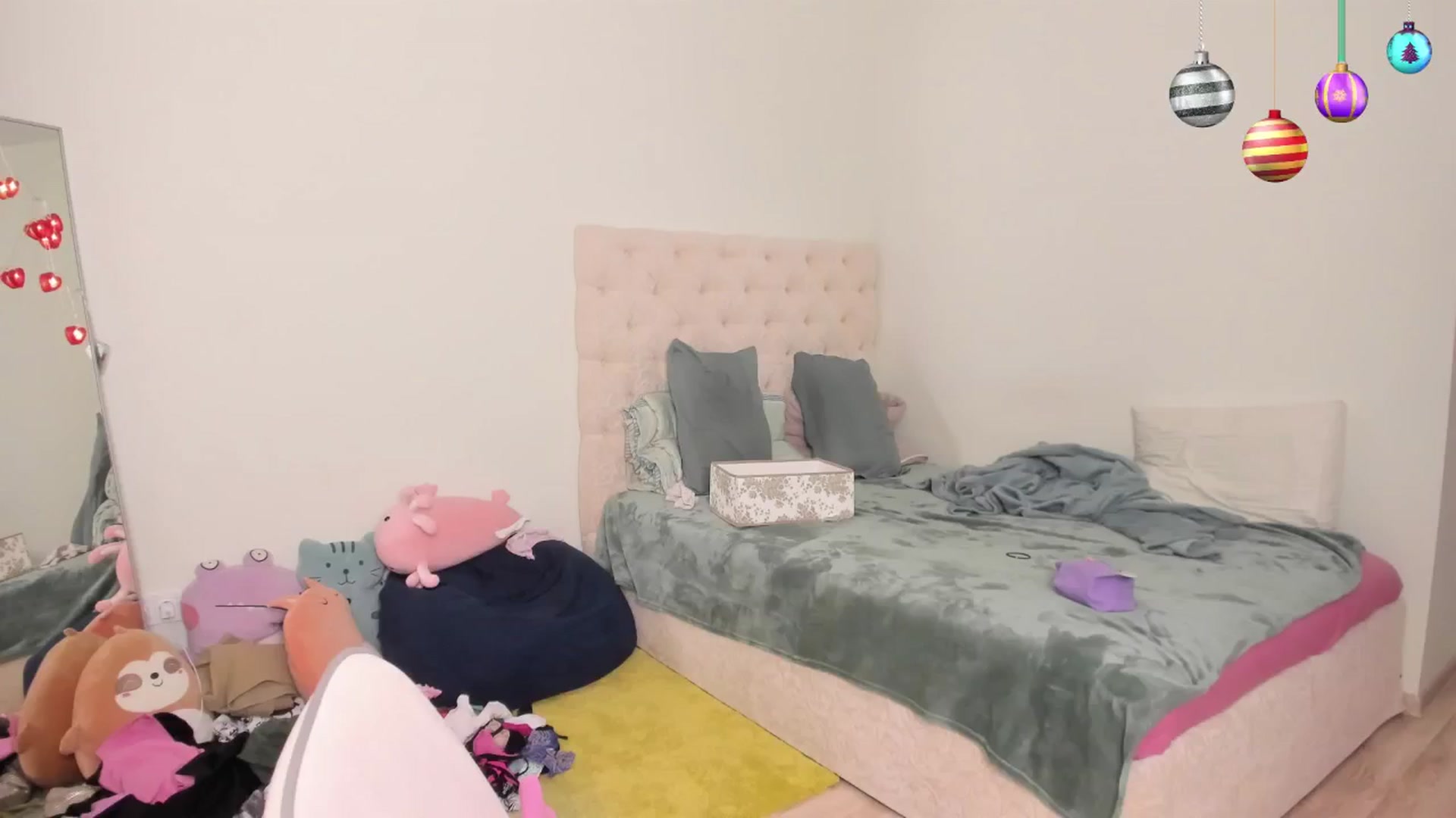 Gallery image thumbnail from MS_BLAZY's myfreecams stream on, 01/05/2025, 14:54 image 4 of 20