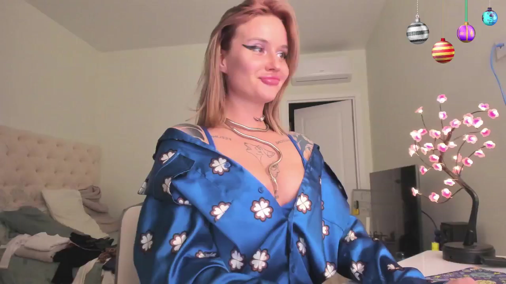 Gallery image thumbnail from MS_BLAZY's myfreecams stream on, 01/12/2025, 12:46 image 20 of 20