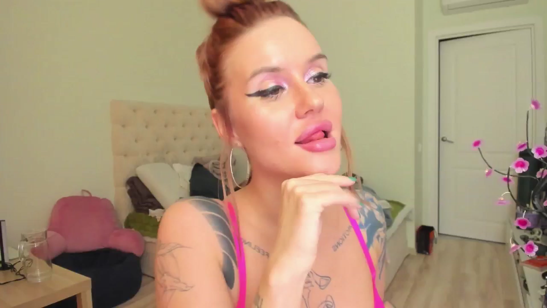 Gallery image thumbnail from MS_BLAZY's myfreecams stream on, 02/21/2025, 13:35 image 17 of 20