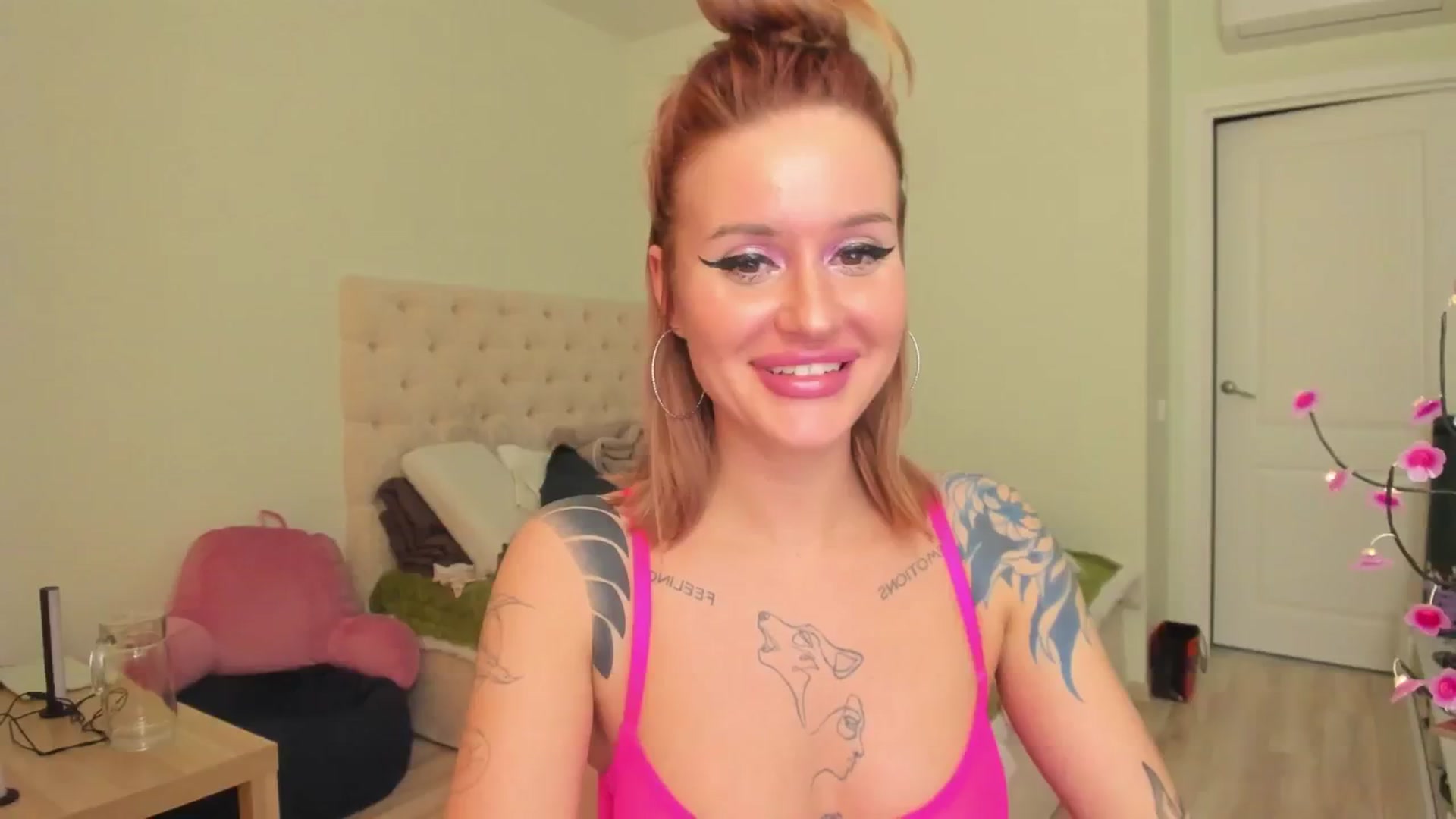 Gallery image thumbnail from MS_BLAZY's myfreecams stream on, 02/21/2025, 13:35 image 13 of 20