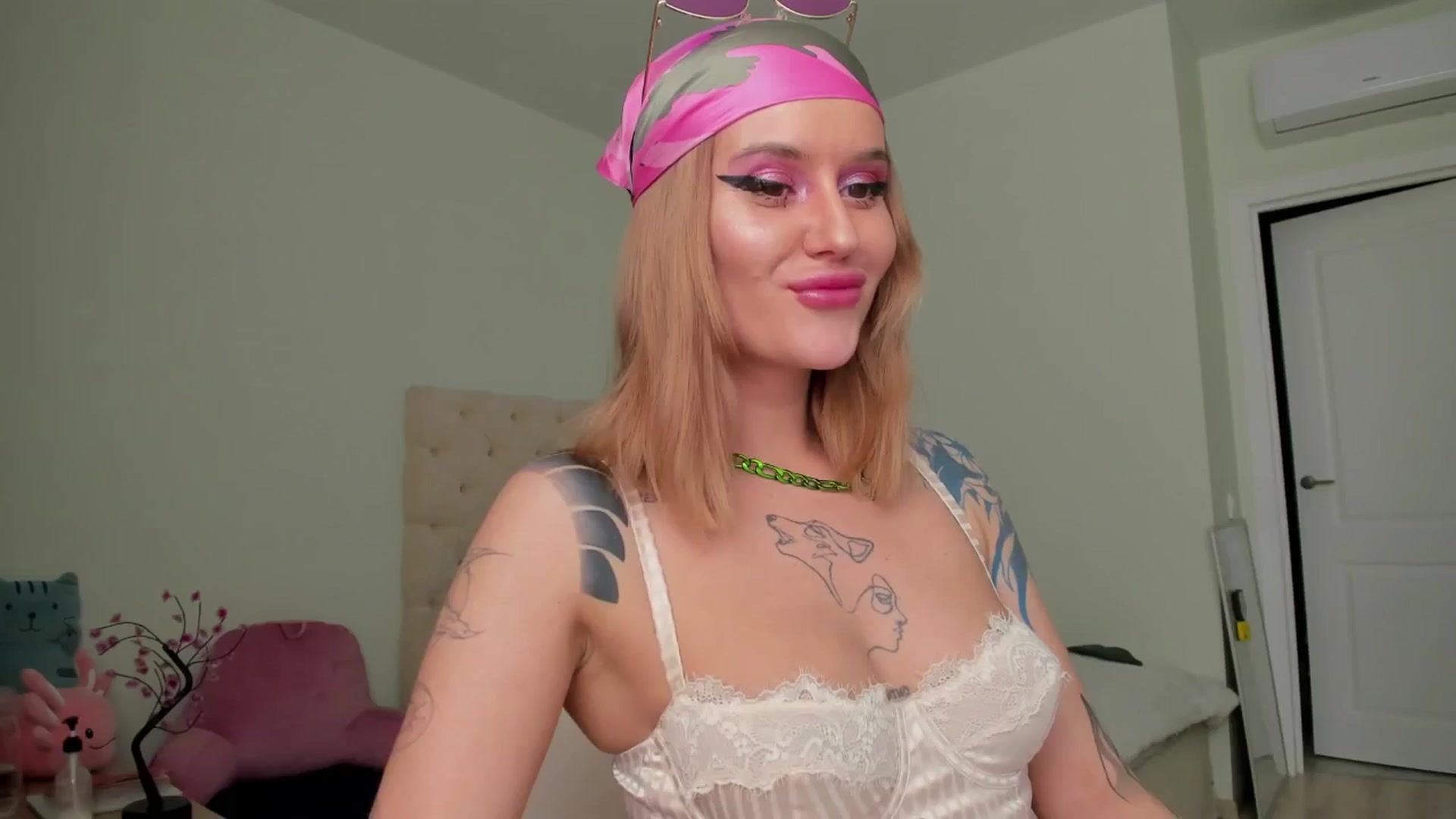 Gallery image thumbnail from MS_BLAZY's myfreecams stream on, 03/10/2025, 11:11 image 8 of 20