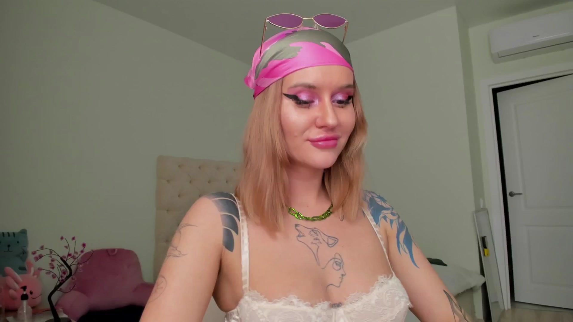 Gallery image thumbnail from MS_BLAZY's myfreecams stream on, 03/10/2025, 11:11 image 7 of 20