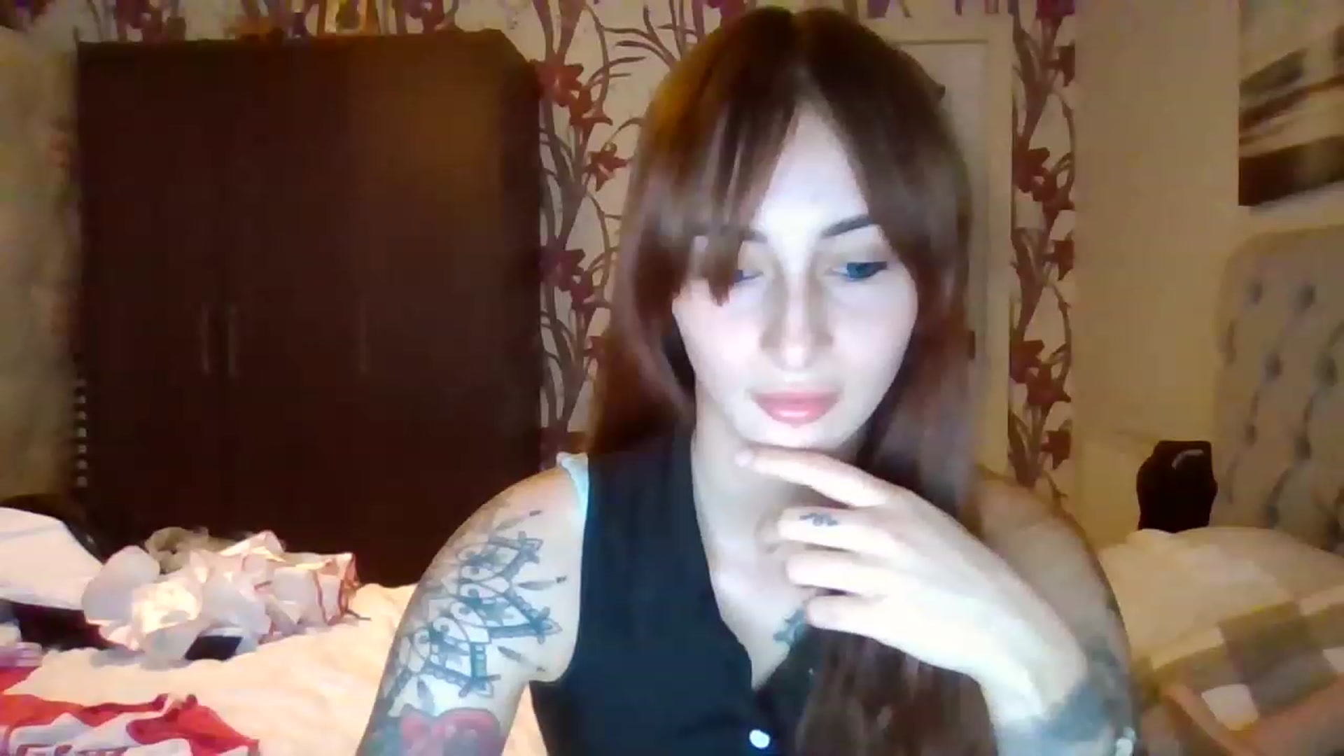 Gallery image thumbnail from MS_Hush's myfreecams stream on, 11/15/2022, 11:06 image 15 of 20
