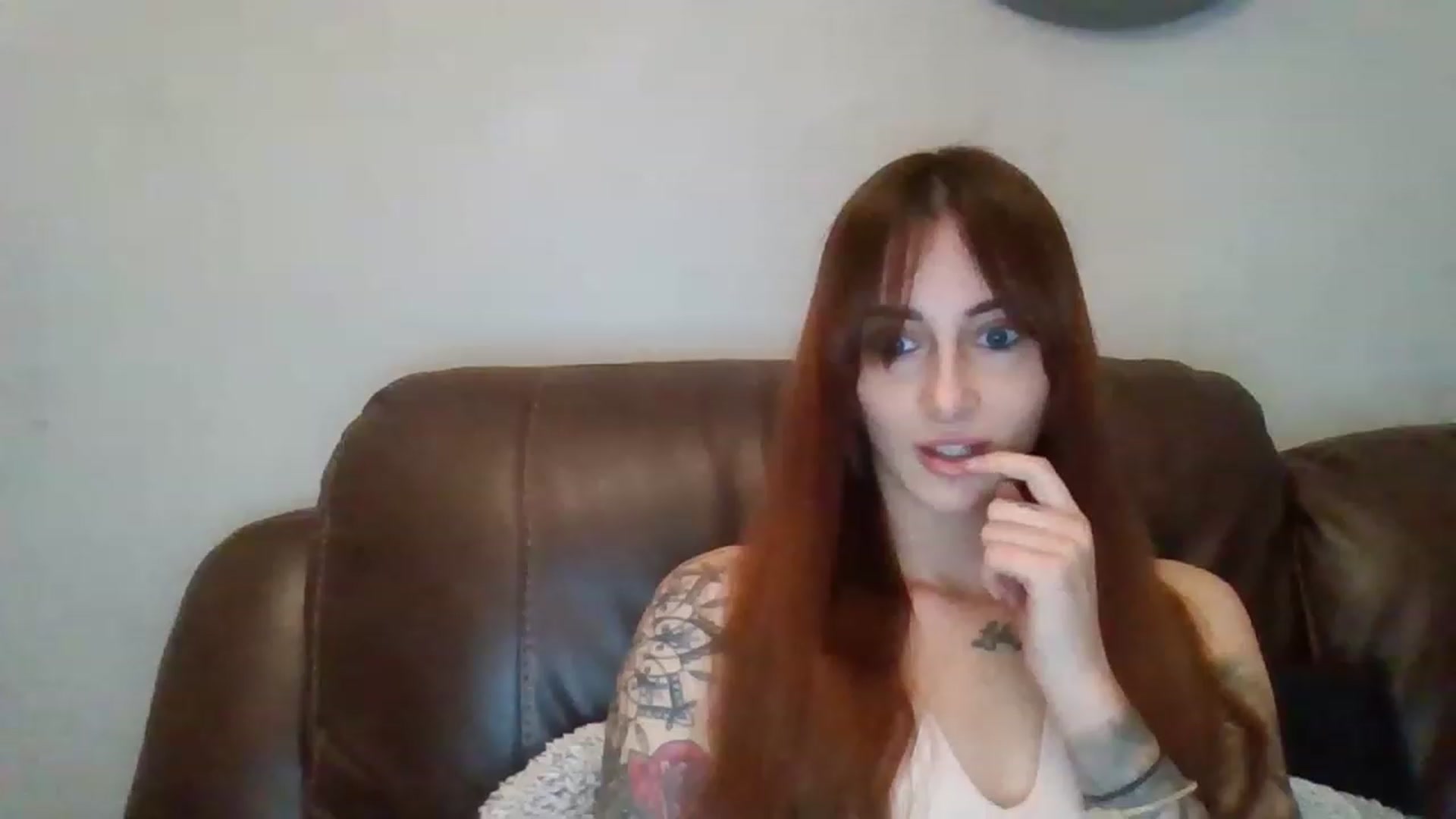 Gallery image thumbnail from MS_Hush's myfreecams stream on, 11/18/2022, 14:27 image 5 of 20