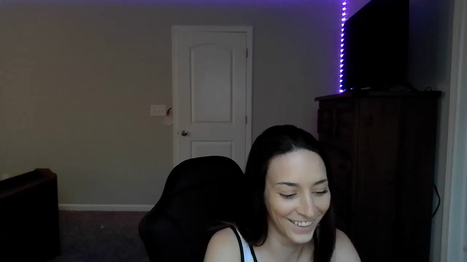 Gallery image thumbnail from MS_JAYY's myfreecams stream on, 11/21/2022, 18:54 image 20 of 20