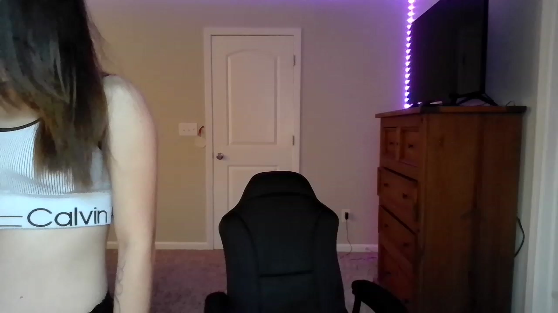 Gallery image thumbnail from MS_JAYY's myfreecams stream on, 11/21/2022, 21:24 image 6 of 20