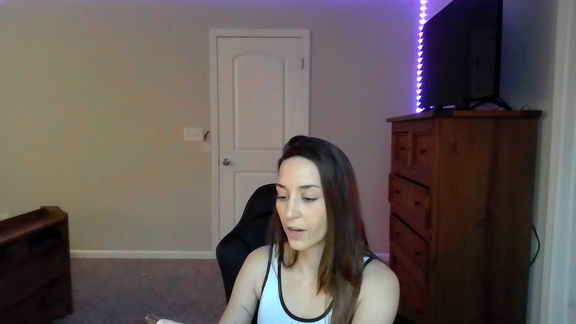 Gallery image thumbnail from MS_JAYY's myfreecams stream on, 11/21/2022, 21:24 image 2 of 20