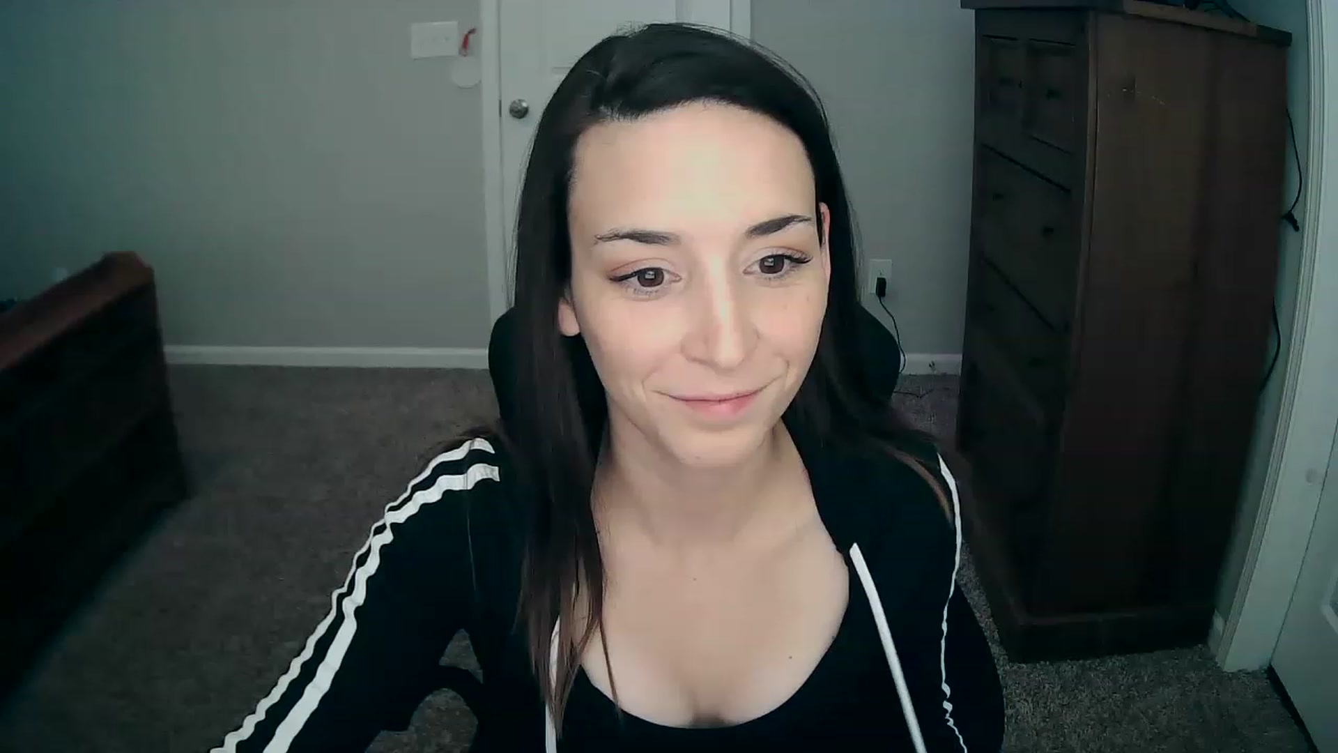Gallery image thumbnail from MS_JAYY's myfreecams stream on, 11/23/2022, 16:05 image 3 of 20