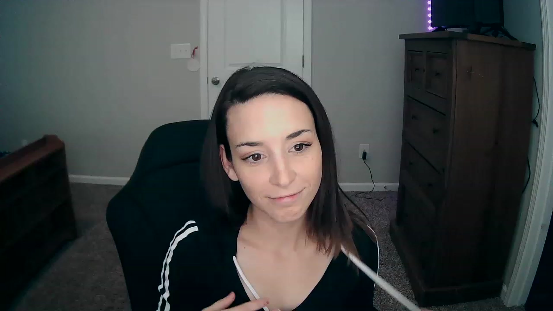 Gallery image thumbnail from MS_JAYY's myfreecams stream on, 11/23/2022, 16:05 image 13 of 20