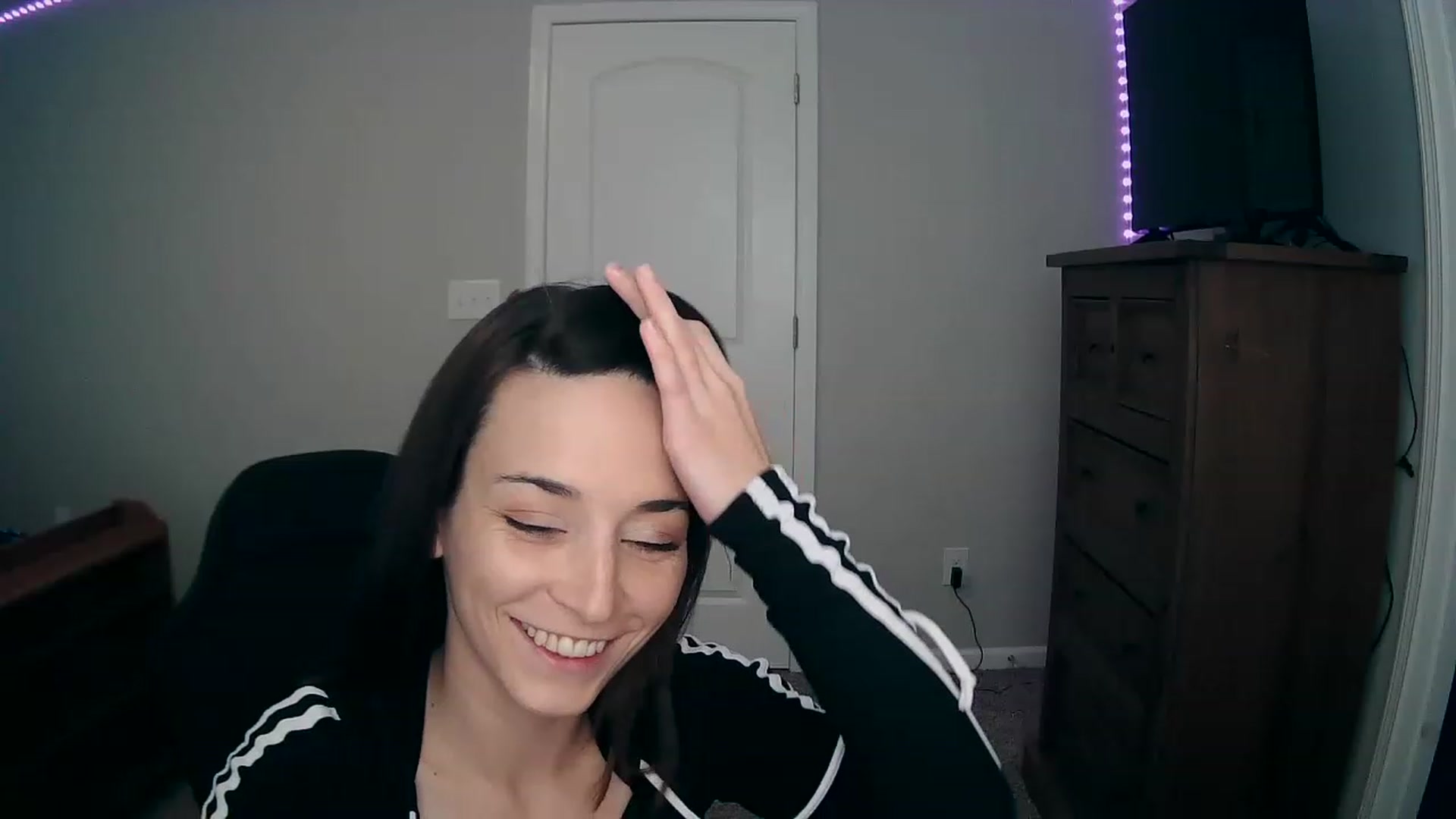 Gallery image thumbnail from MS_JAYY's myfreecams stream on, 11/23/2022, 16:05 image 11 of 20