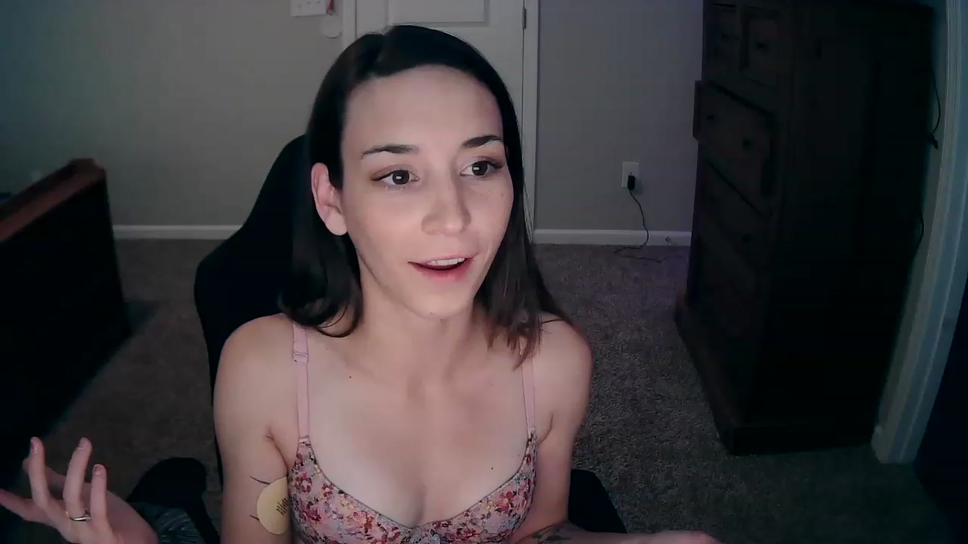 Gallery image thumbnail from MS_JAYY's myfreecams stream on, 11/23/2022, 17:56 image 2 of 20