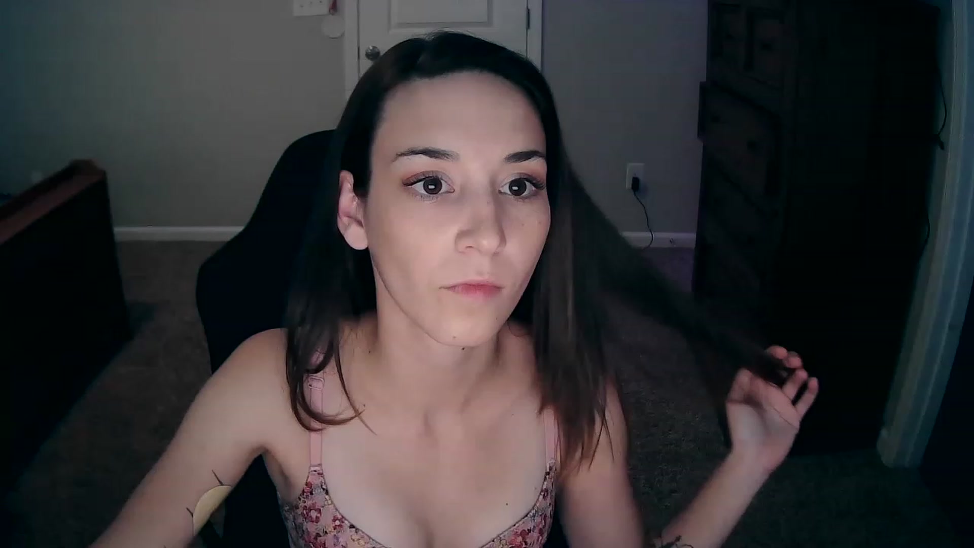 Gallery image thumbnail from MS_JAYY's myfreecams stream on, 11/23/2022, 17:56 image 3 of 20