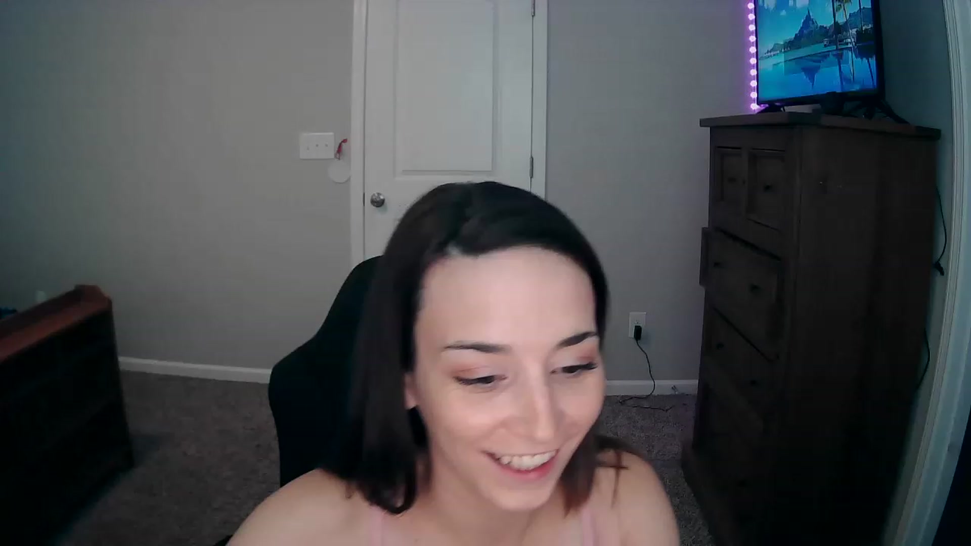Gallery image thumbnail from MS_JAYY's myfreecams stream on, 11/23/2022, 17:56 image 20 of 20