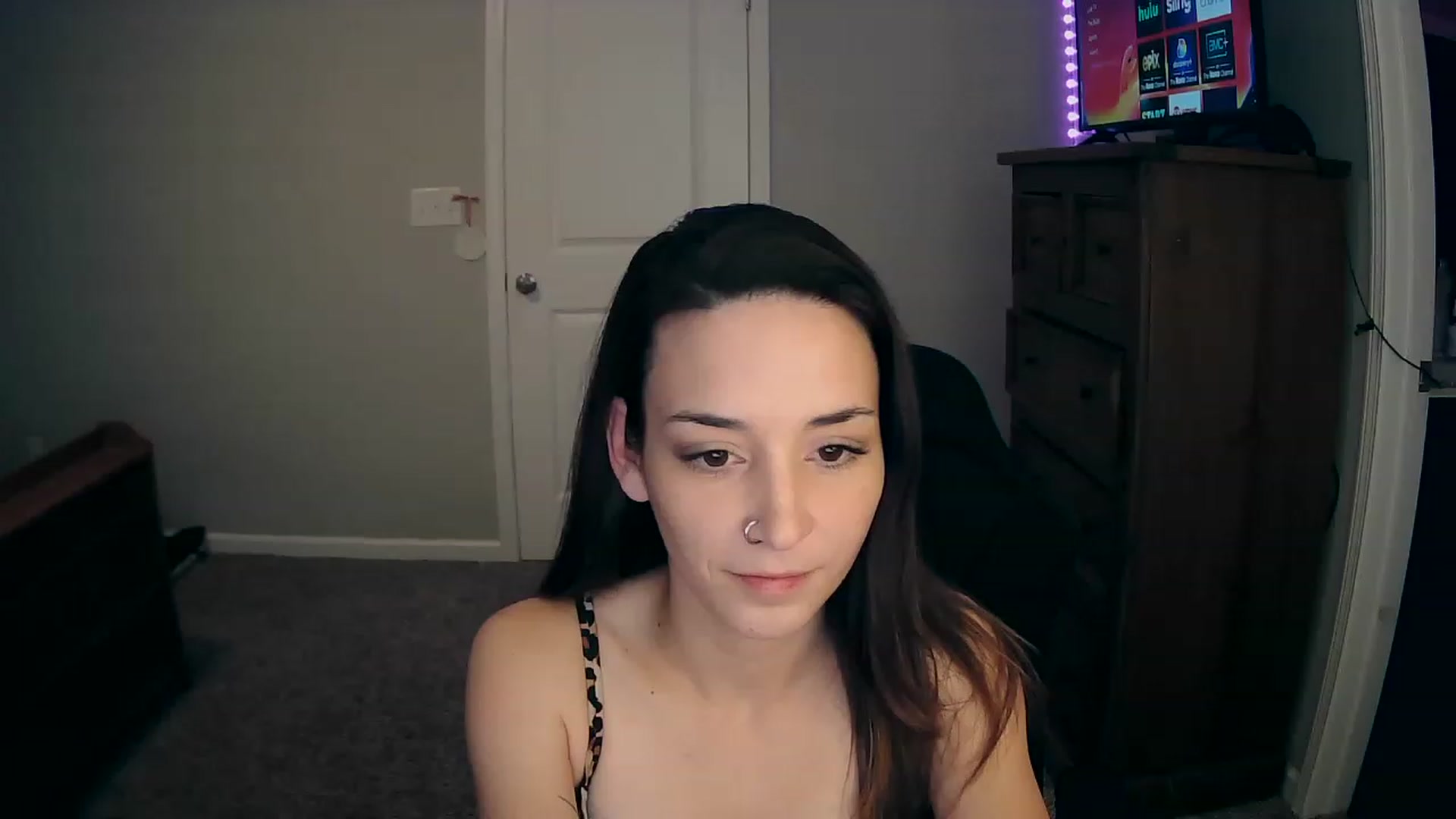 Gallery image thumbnail from MS_JAYY's myfreecams stream on, 12/05/2022, 13:22 image 10 of 20