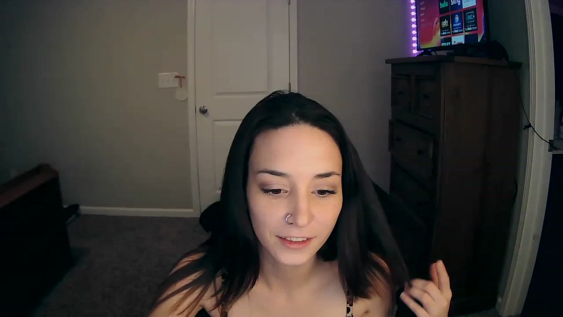 Gallery image thumbnail from MS_JAYY's myfreecams stream on, 12/05/2022, 13:22 image 2 of 20