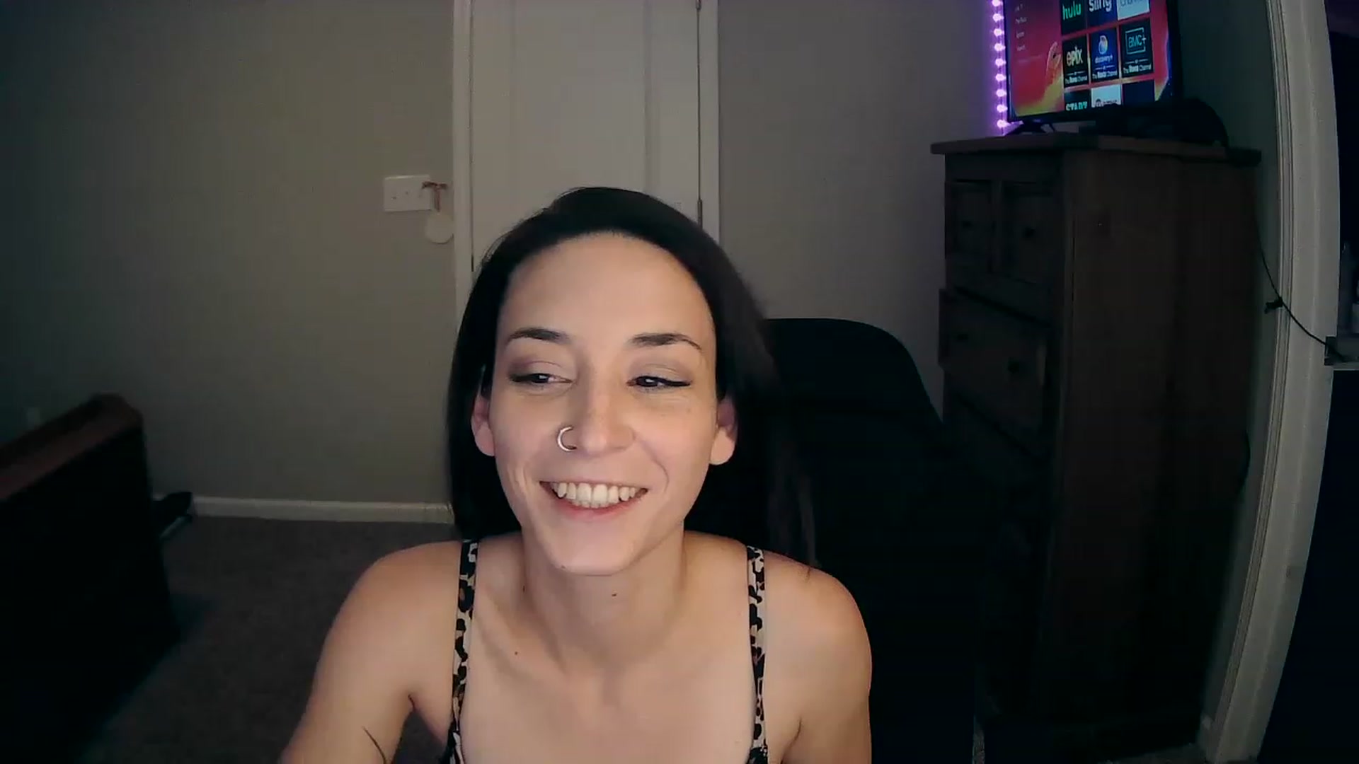 Gallery image thumbnail from MS_JAYY's myfreecams stream on, 12/05/2022, 13:22 image 8 of 20