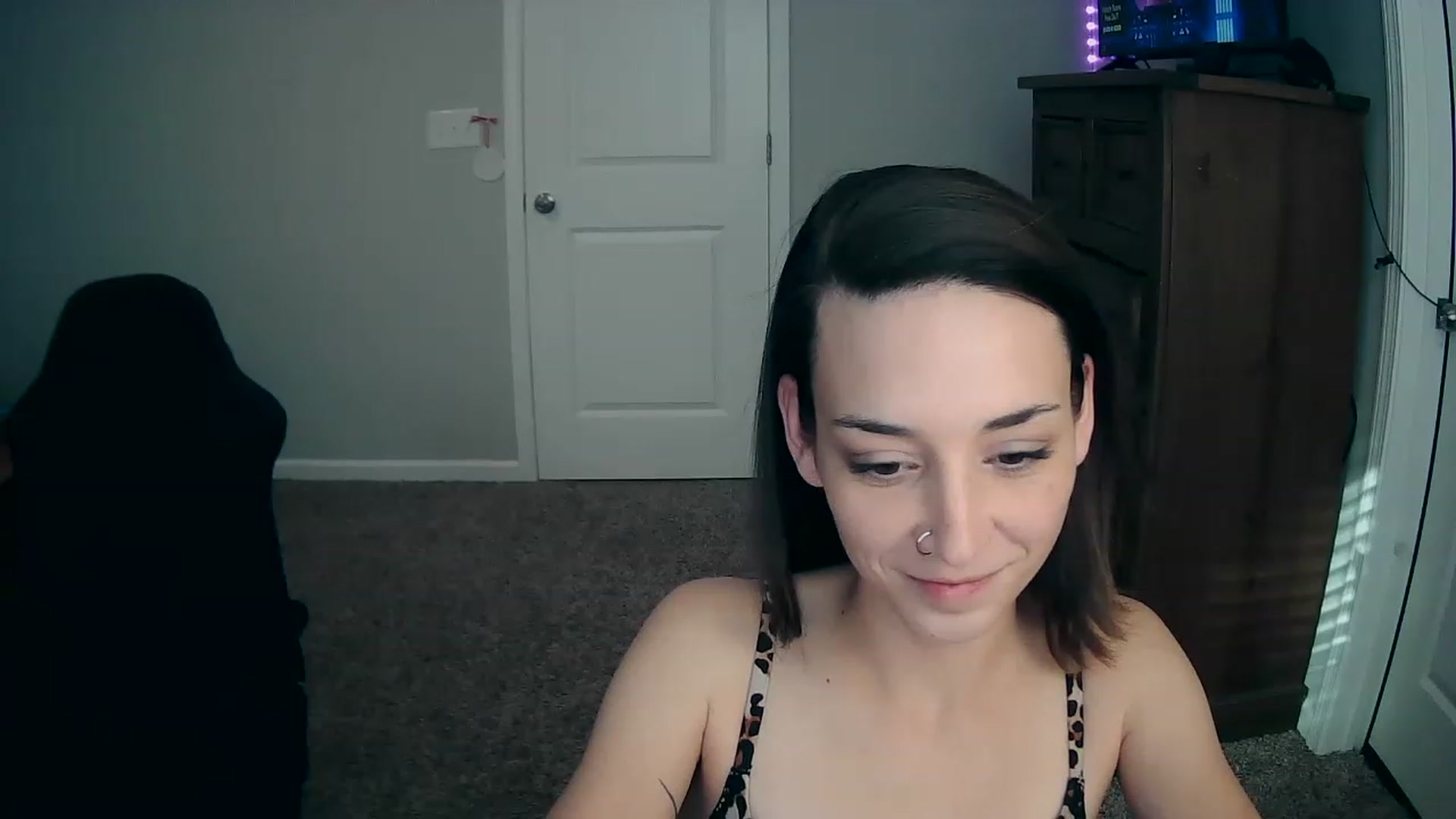 Gallery image thumbnail from MS_JAYY's myfreecams stream on, 12/05/2022, 14:00 image 14 of 20