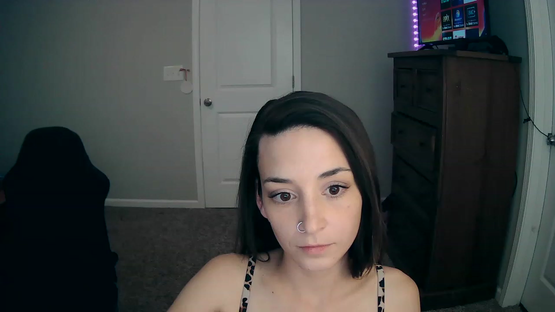 Gallery image thumbnail from MS_JAYY's myfreecams stream on, 12/05/2022, 14:00 image 1 of 20