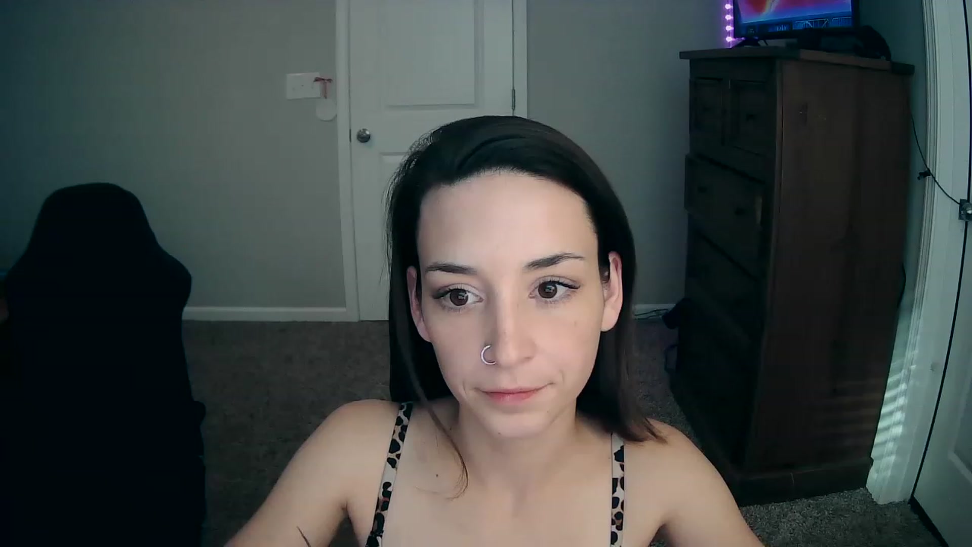 Gallery image thumbnail from MS_JAYY's myfreecams stream on, 12/05/2022, 14:00 image 16 of 20