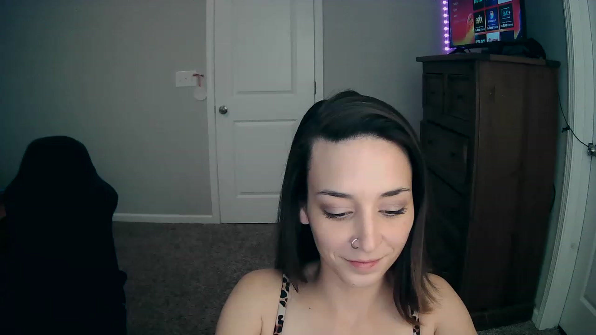 Gallery image thumbnail from MS_JAYY's myfreecams stream on, 12/05/2022, 14:00 image 7 of 20