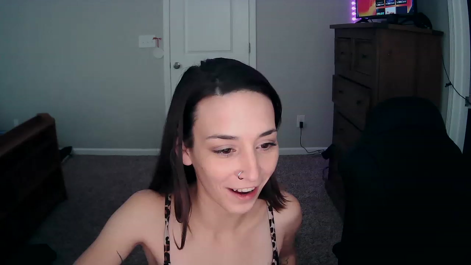 Gallery image thumbnail from MS_JAYY's myfreecams stream on, 12/05/2022, 14:47 image 20 of 20