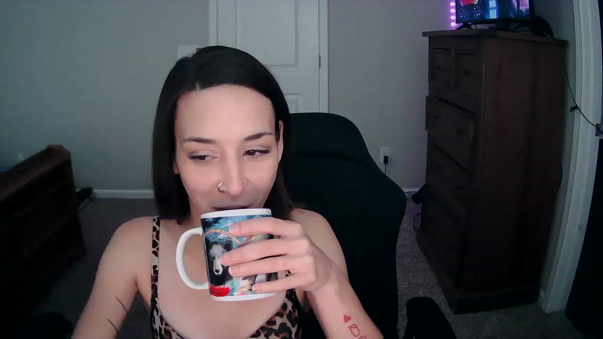 Gallery image thumbnail from MS_JAYY's myfreecams stream on, 12/05/2022, 14:47 image 13 of 20