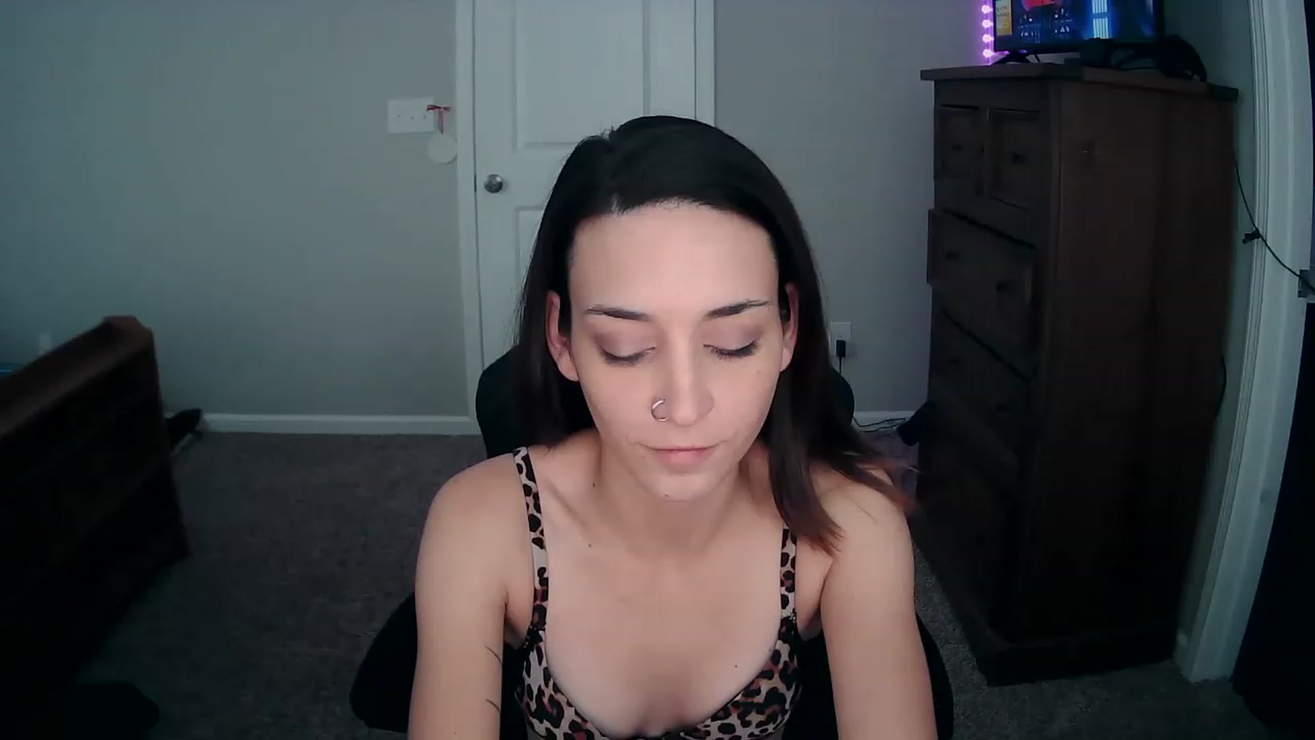 Gallery image thumbnail from MS_JAYY's myfreecams stream on, 12/05/2022, 14:47 image 11 of 20