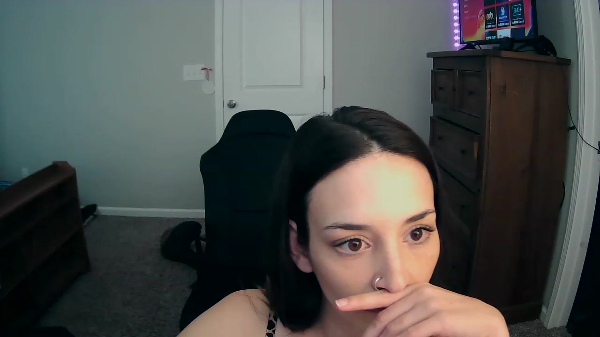 Gallery image thumbnail from MS_JAYY's myfreecams stream on, 12/05/2022, 16:24 image 6 of 20
