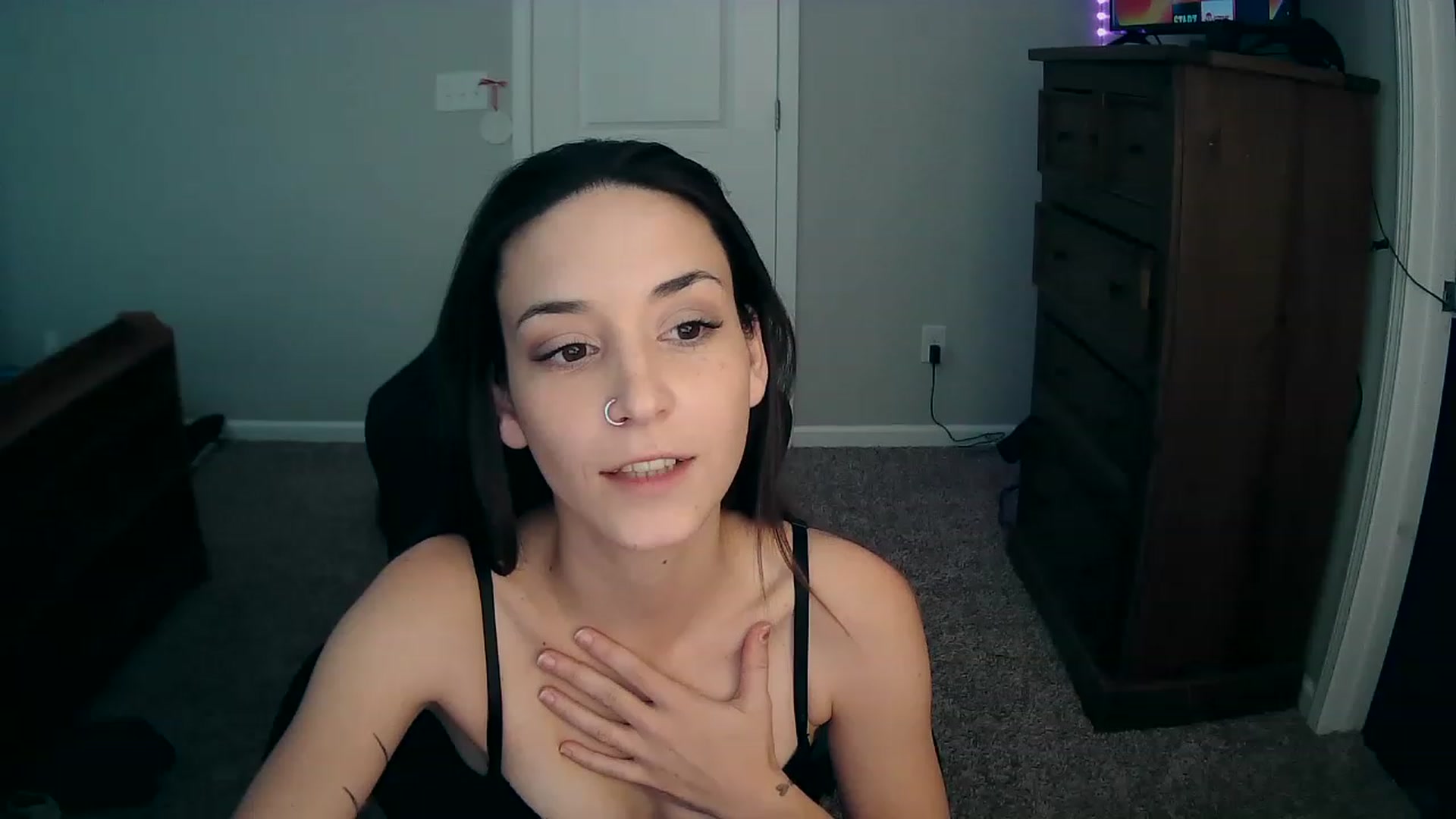 Gallery image thumbnail from MS_JAYY's myfreecams stream on, 12/05/2022, 16:24 image 1 of 20