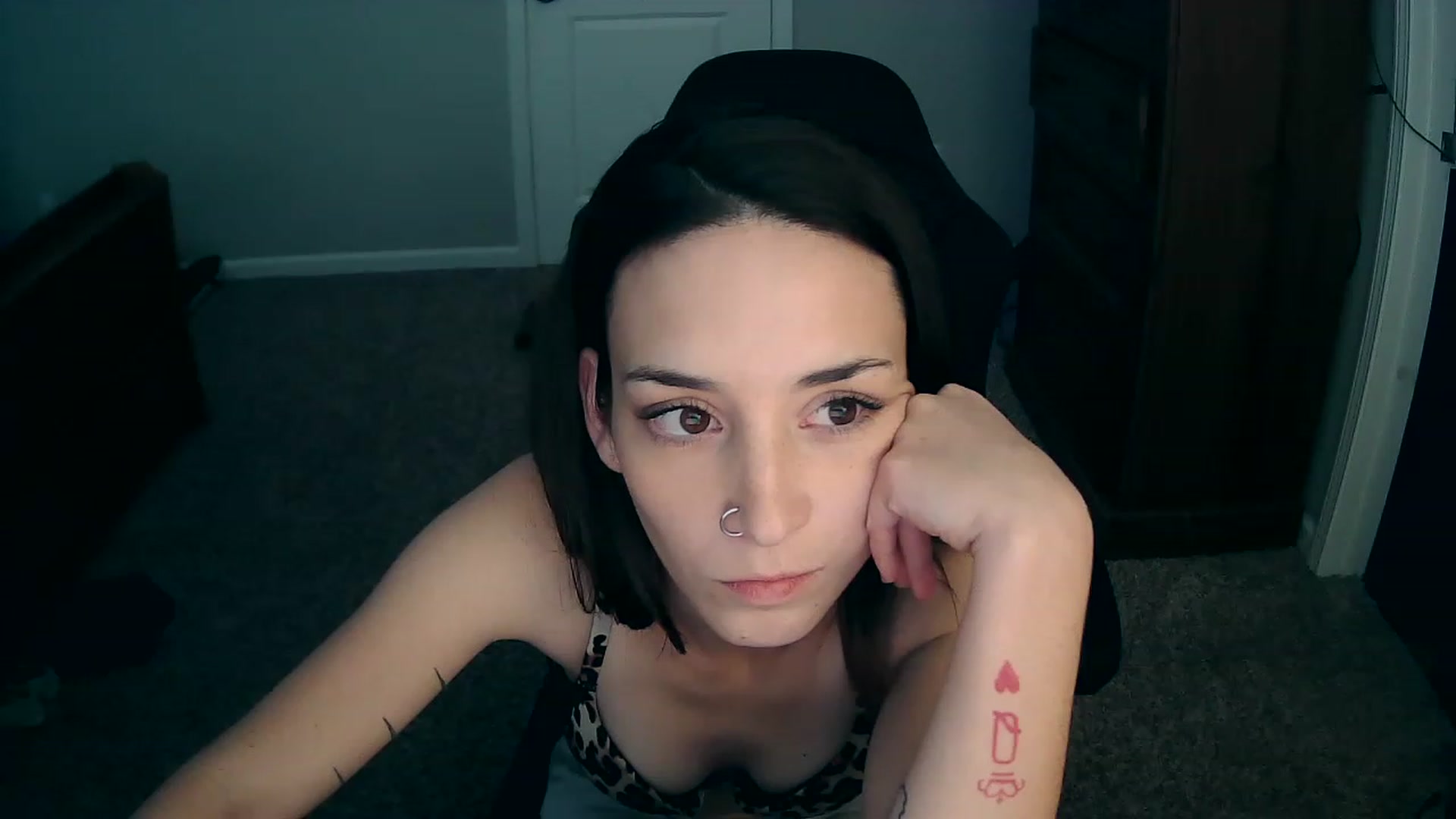 Gallery image thumbnail from MS_JAYY's myfreecams stream on, 12/05/2022, 16:24 image 17 of 20