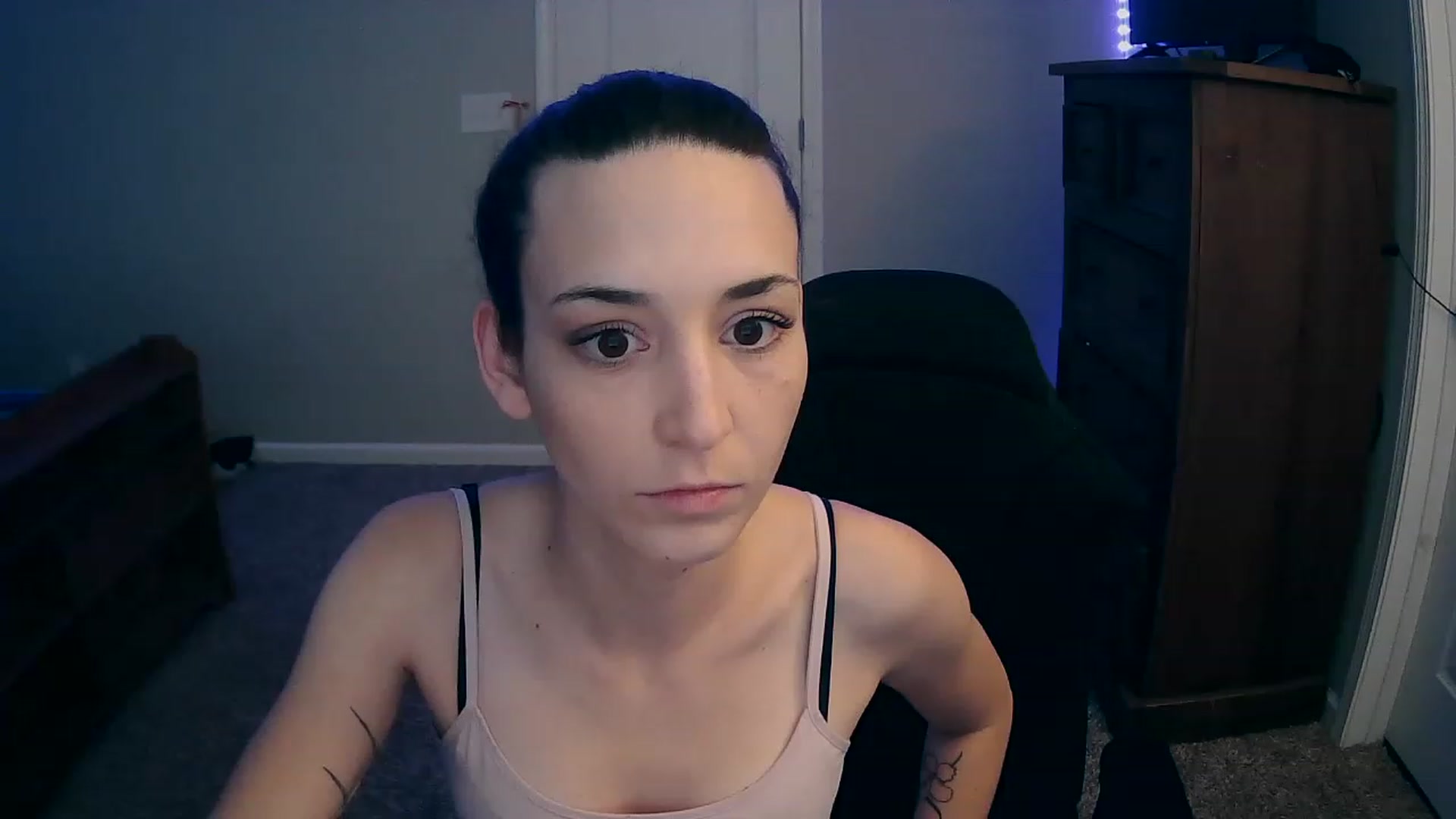 Gallery image thumbnail from MS_JAYY's myfreecams stream on, 12/08/2022, 15:48 image 14 of 20