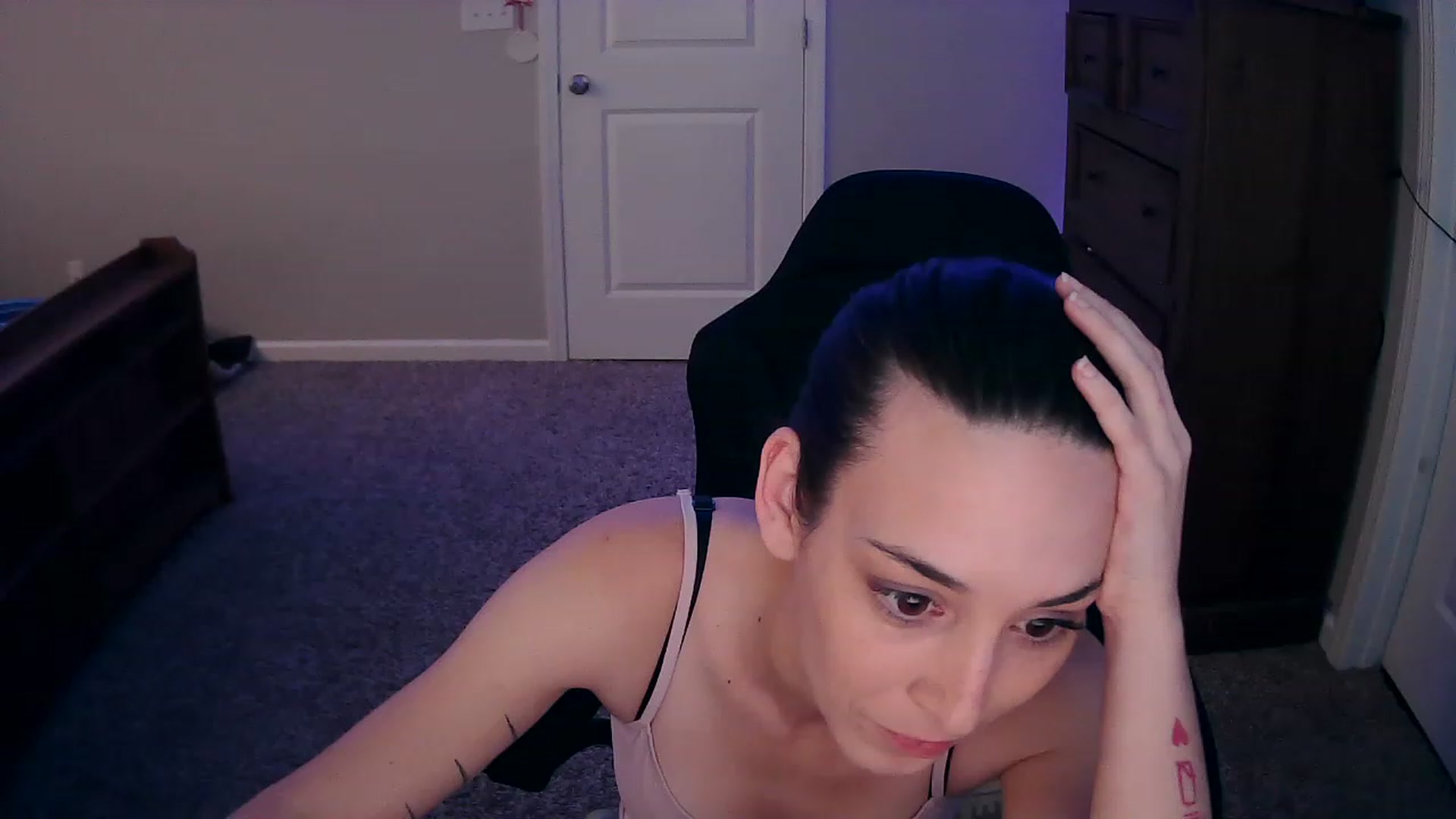 Gallery image thumbnail from MS_JAYY's myfreecams stream on, 12/08/2022, 15:48 image 10 of 20