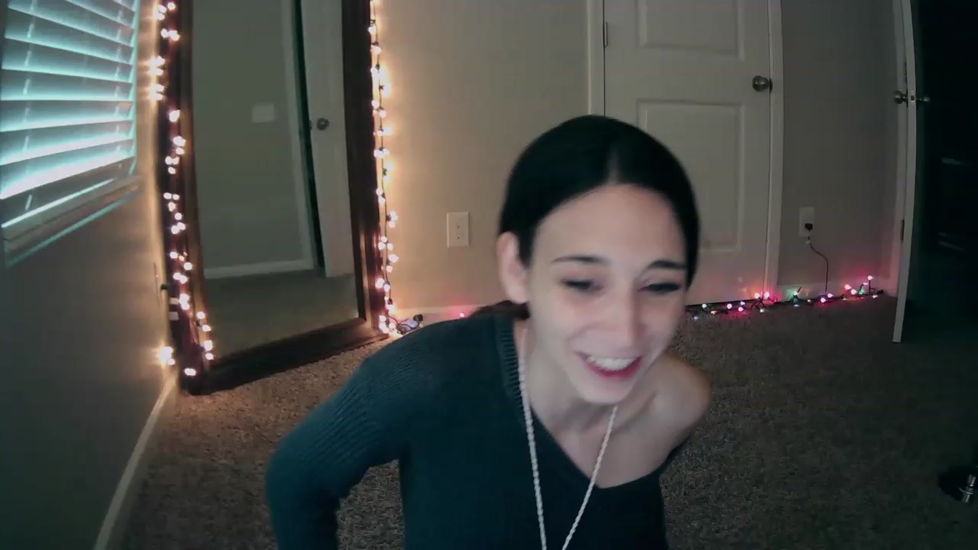 Gallery image thumbnail from MS_JAYY's myfreecams stream on, 01/16/2023, 22:16 image 16 of 20