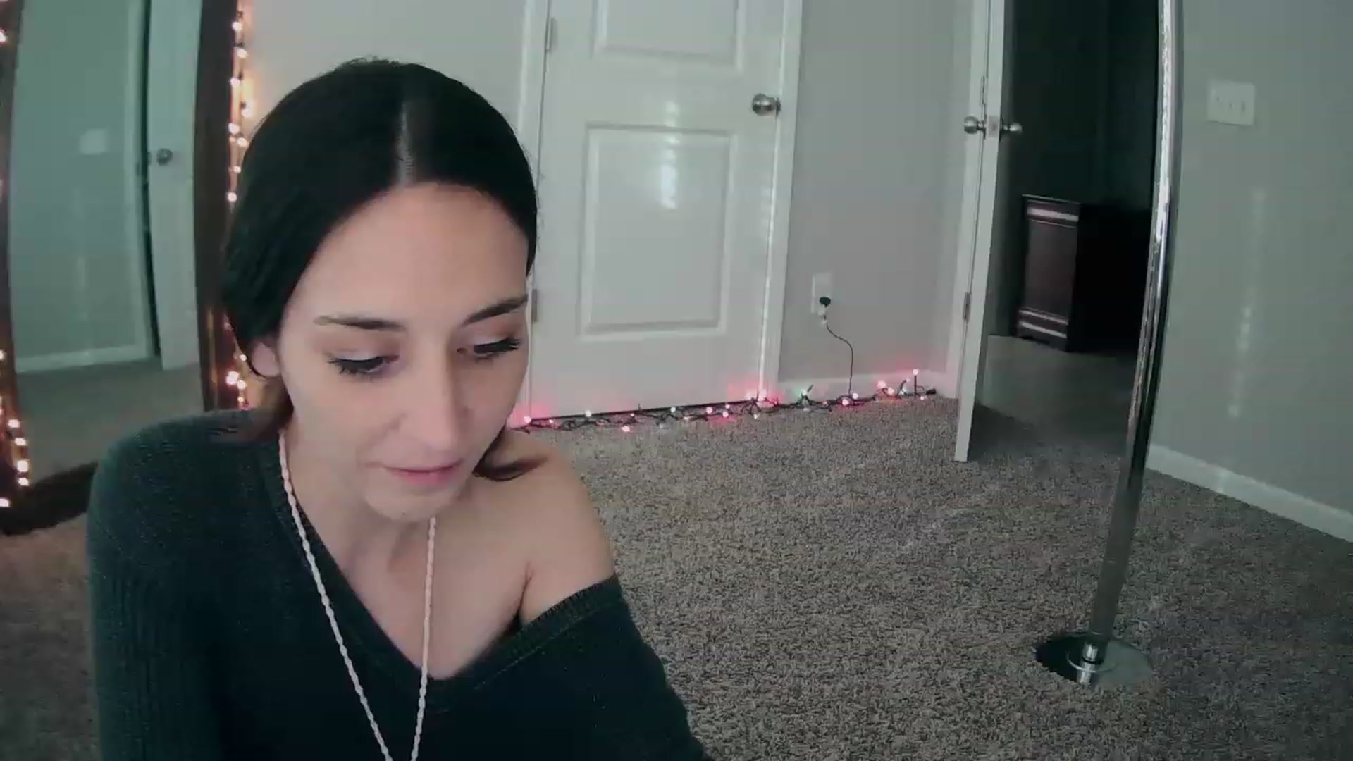 Gallery image thumbnail from MS_JAYY's myfreecams stream on, 01/16/2023, 22:16 image 8 of 20