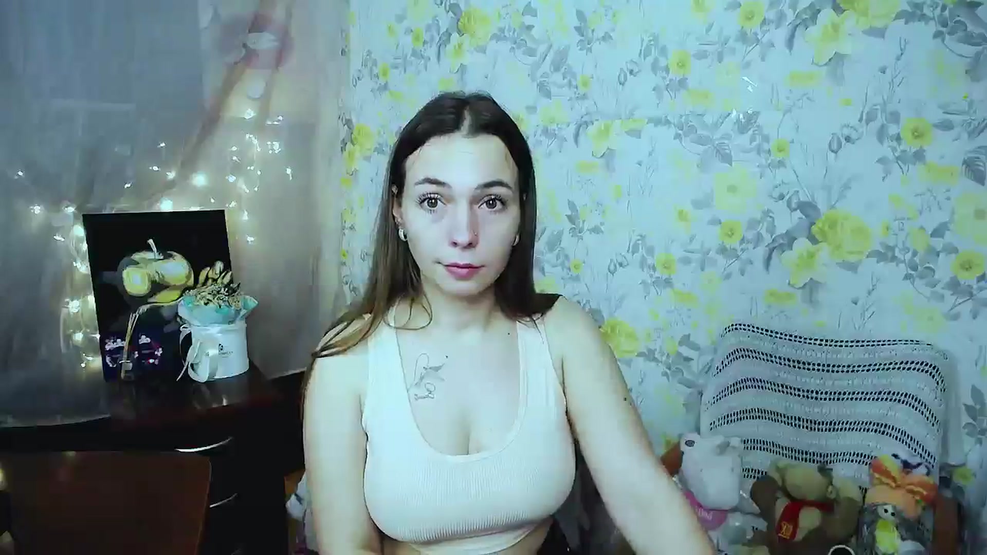 Gallery image thumbnail from MVikki's myfreecams stream on, 06/01/2025, 13:06 image 13 of 20