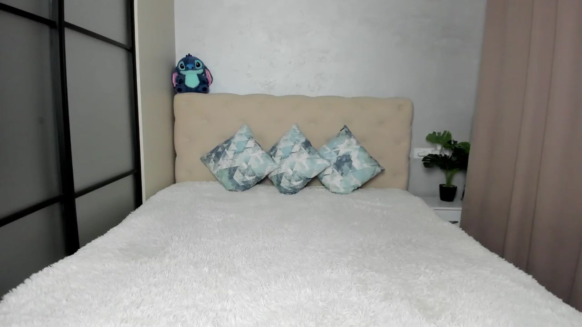 Gallery image thumbnail from M_Secret's myfreecams stream on, 06/04/2025, 06:28 image 11 of 20