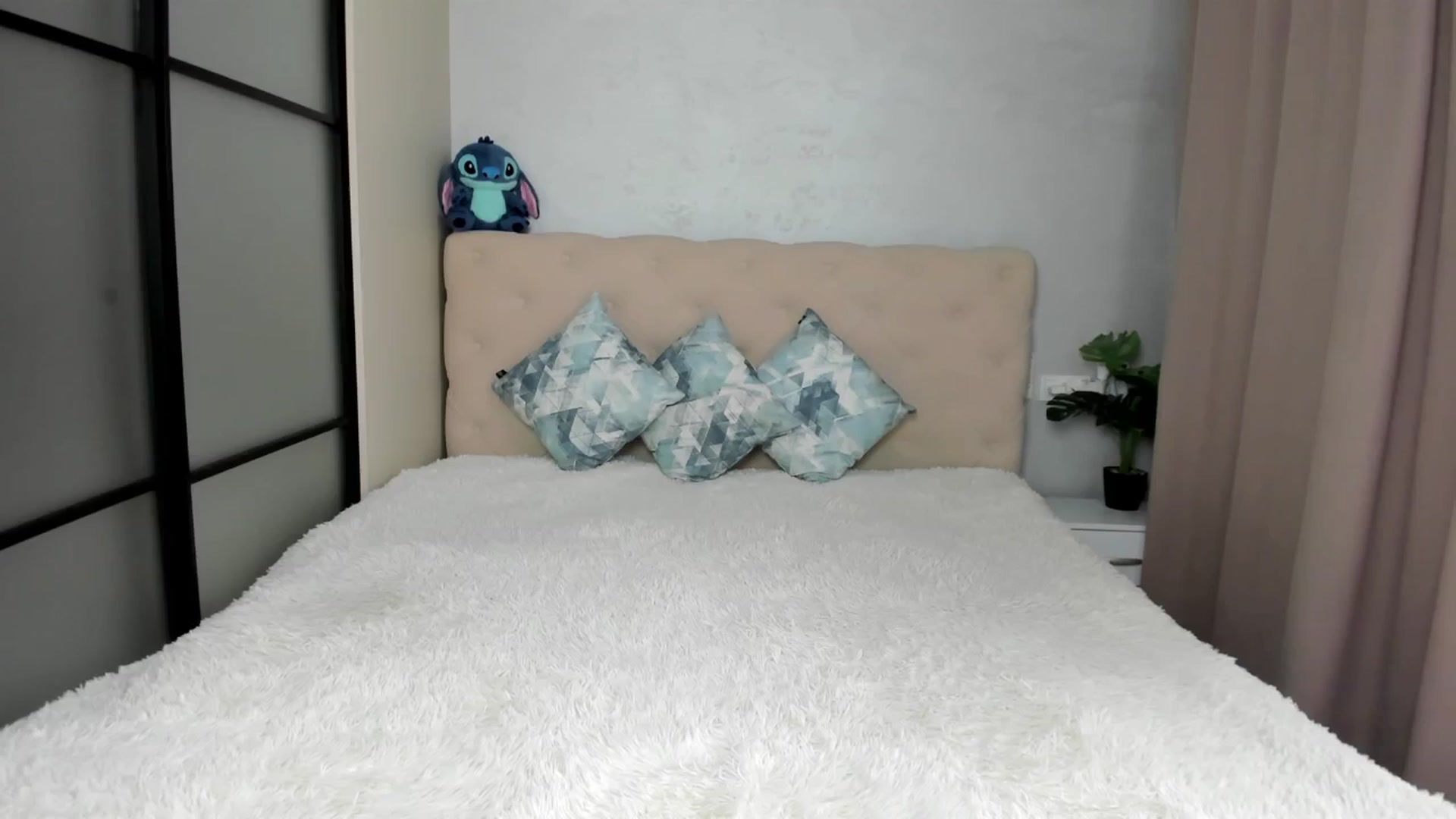 Gallery image thumbnail from M_Secret's myfreecams stream on, 06/09/2025, 05:54 image 10 of 20