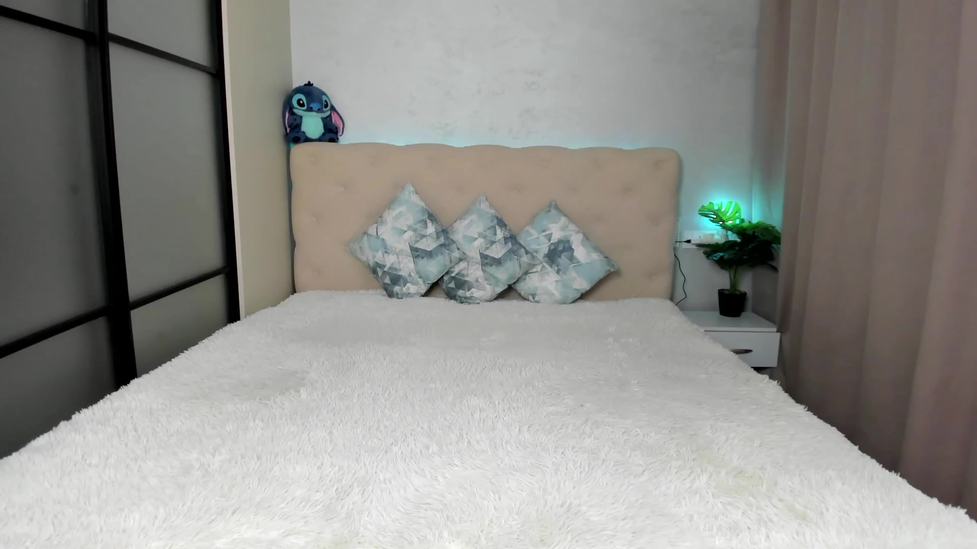 Gallery image thumbnail from M_Secret's myfreecams stream on, 07/09/2025, 04:19 image 19 of 20