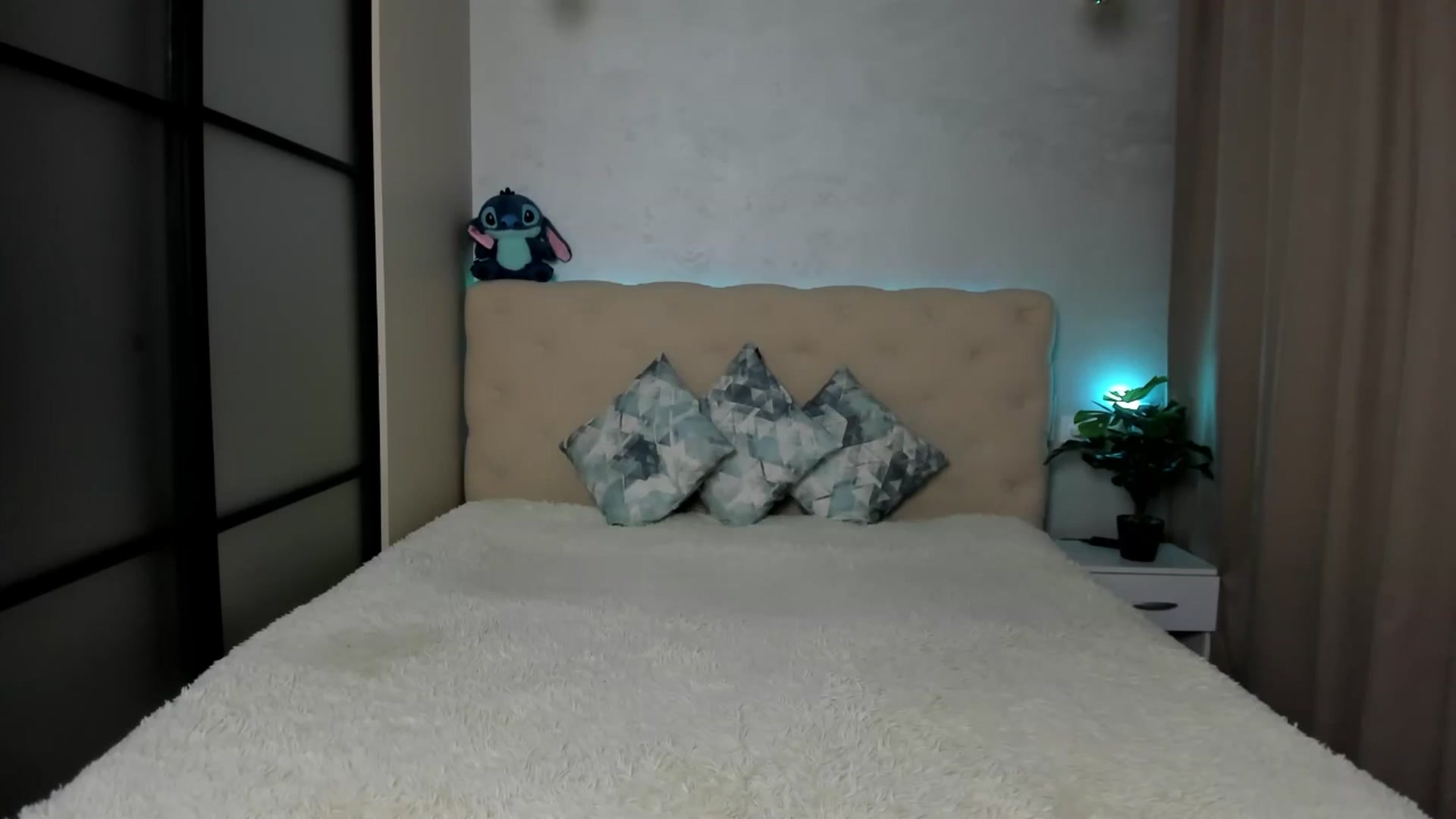 Gallery image thumbnail from M_Secret's myfreecams stream on, 11/07/2025, 05:40 image 13 of 20