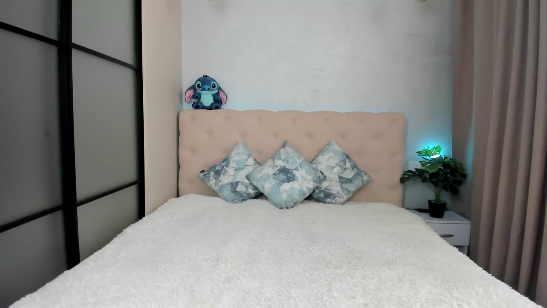 Gallery image thumbnail from M_Secret's myfreecams stream on, 01/10/2026, 06:55 image 19 of 20