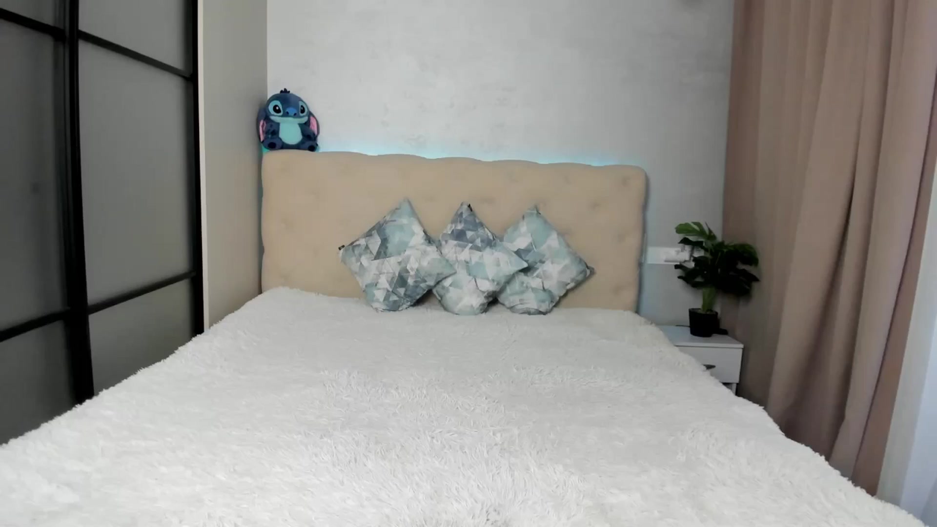 Gallery image thumbnail from M_Secret's myfreecams stream on, 02/16/2026, 05:57 image 20 of 20