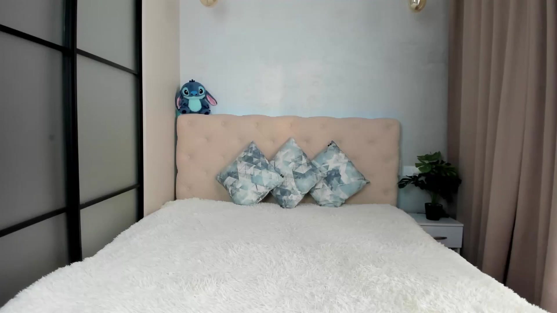 Gallery image thumbnail from M_Secret's myfreecams stream on, 03/02/2026, 05:52 image 18 of 20