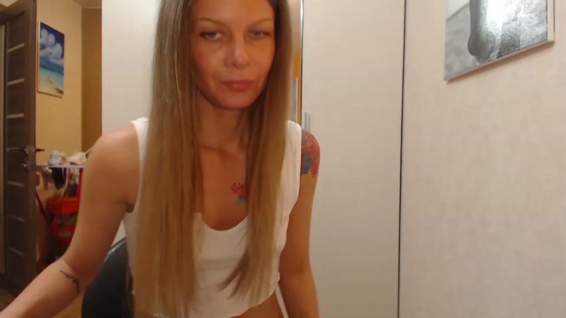 Gallery image thumbnail from M__Art's myfreecams stream on, 12/10/2022, 19:34 image 7 of 20