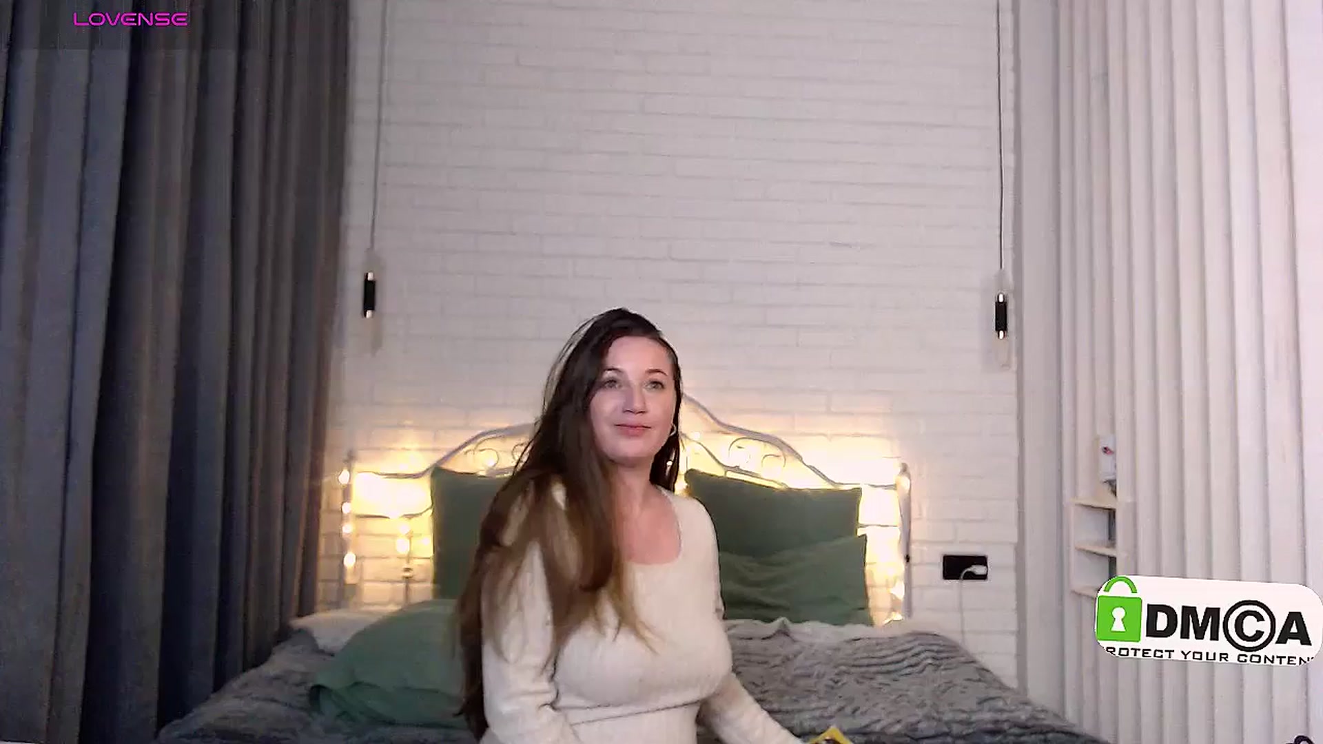 Gallery image thumbnail from MaLiNka__'s myfreecams stream on, 02/17/2025, 05:17 image 7 of 20