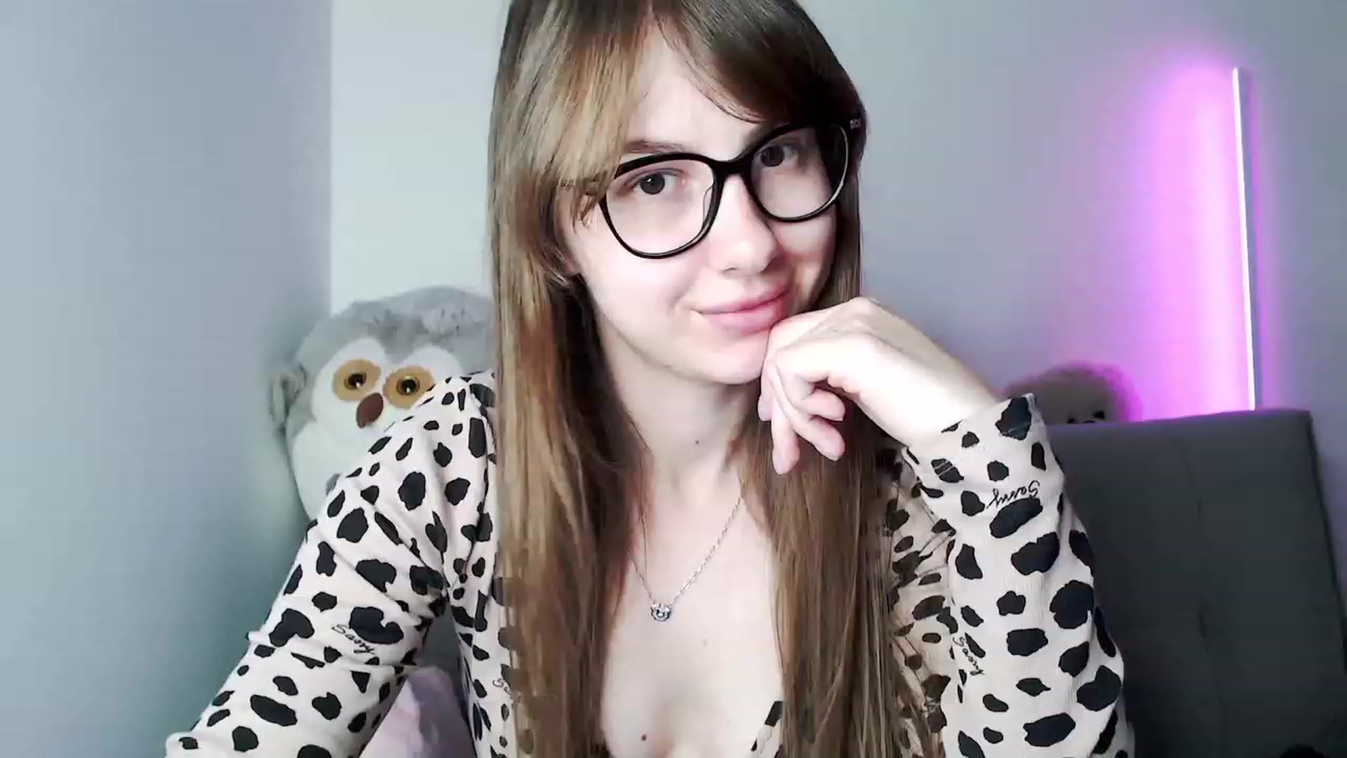 Gallery image thumbnail from Ma_Ry_Me's myfreecams stream on, 11/16/2022, 02:08 image 2 of 20