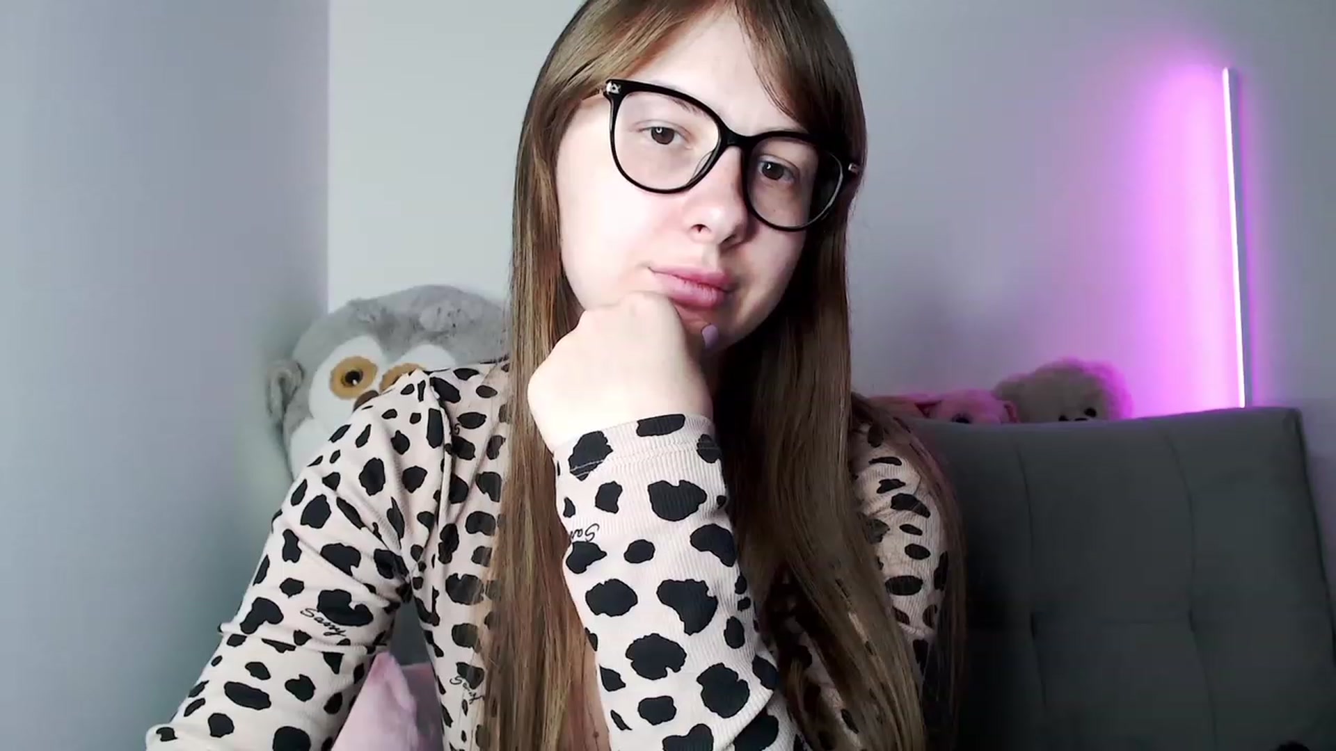 Gallery image thumbnail from Ma_Ry_Me's myfreecams stream on, 11/16/2022, 02:08 image 5 of 20