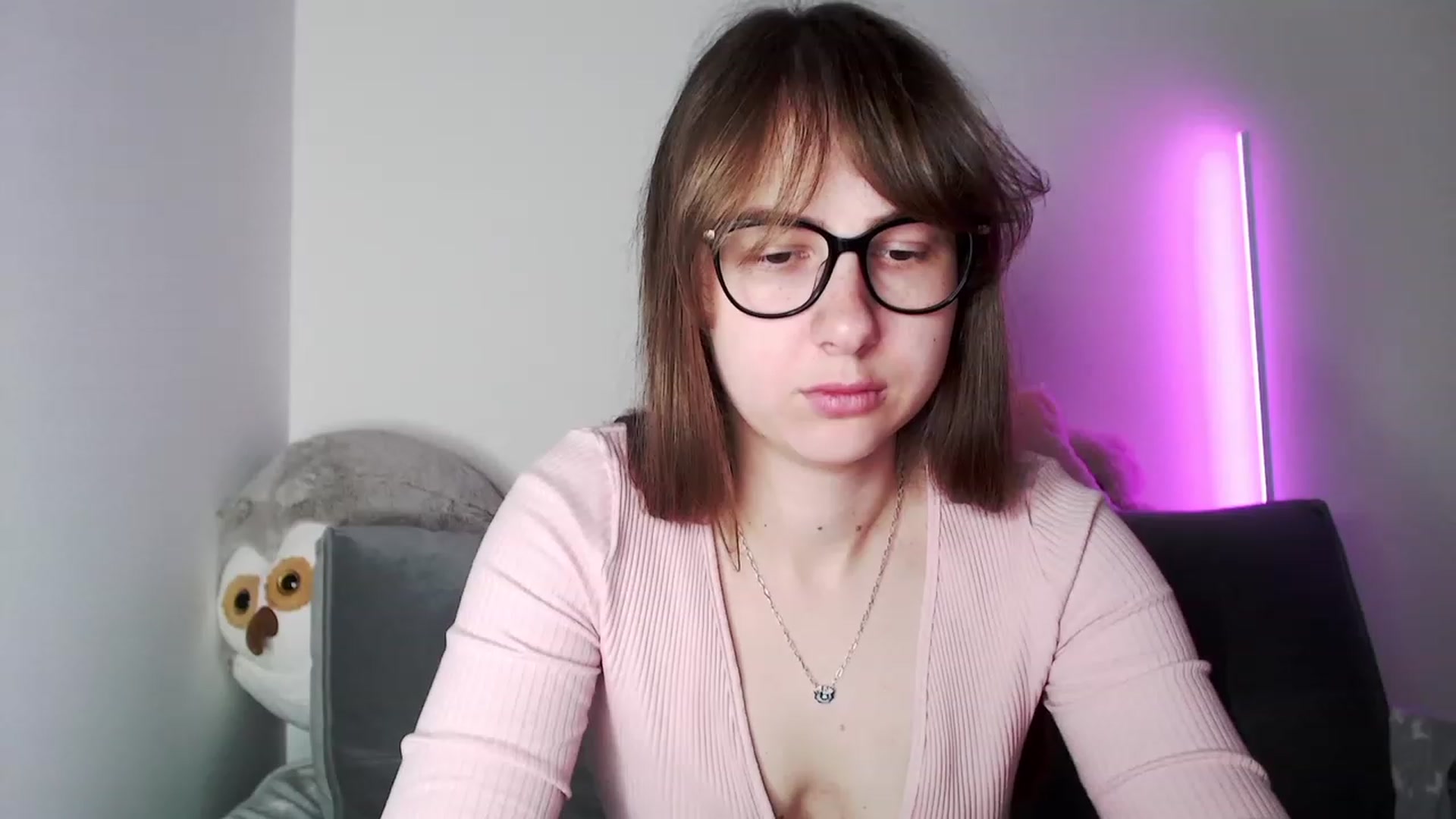 Gallery image thumbnail from Ma_Ry_Me's myfreecams stream on, 11/27/2022, 02:20 image 8 of 20