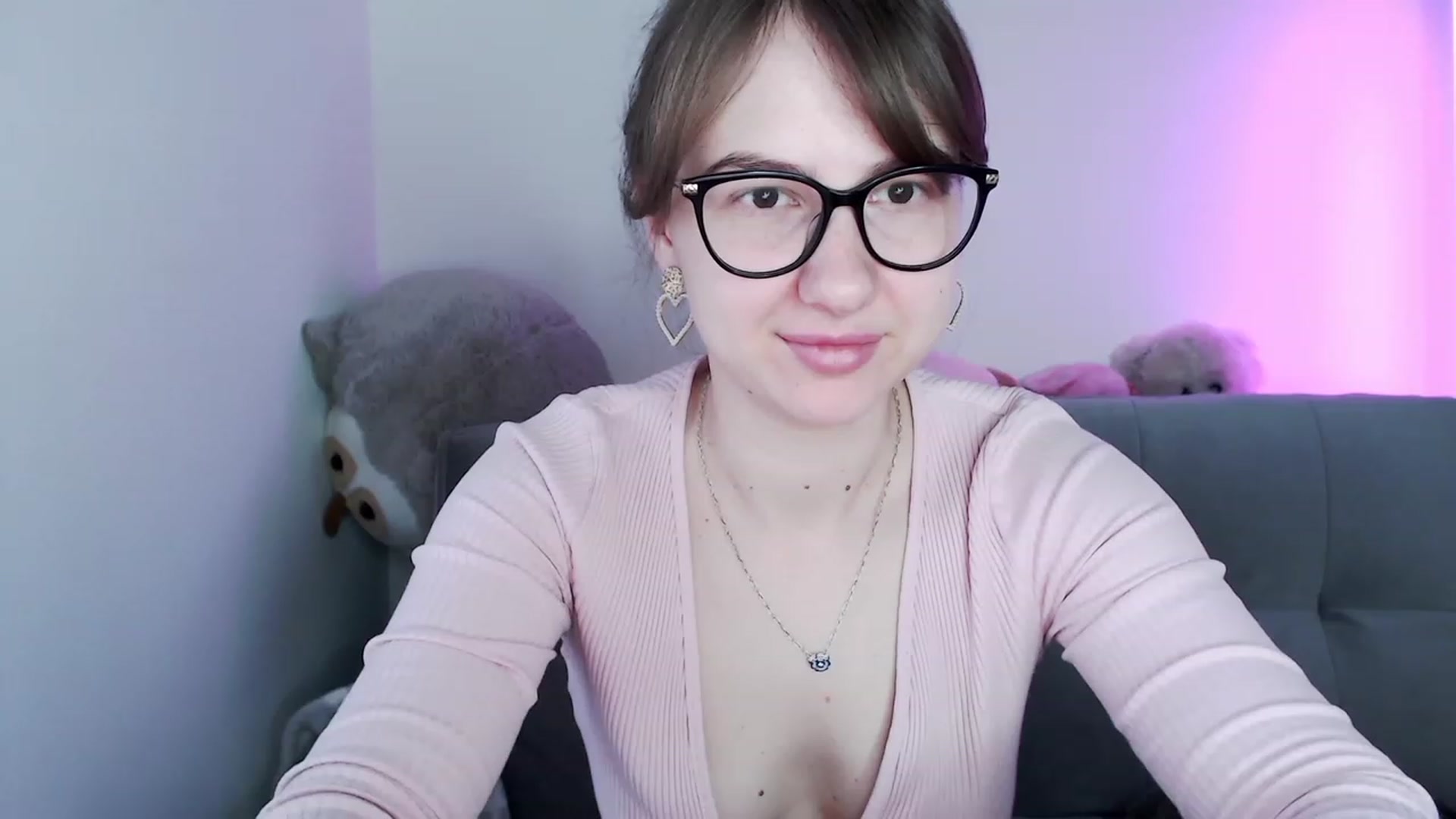 Gallery image thumbnail from Ma_Ry_Me's myfreecams stream on, 12/02/2022, 11:54 image 17 of 20