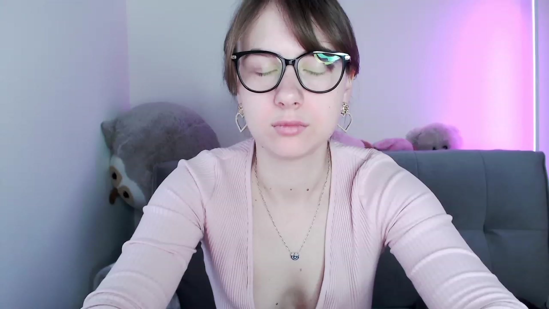 Gallery image thumbnail from Ma_Ry_Me's myfreecams stream on, 12/02/2022, 11:54 image 19 of 20